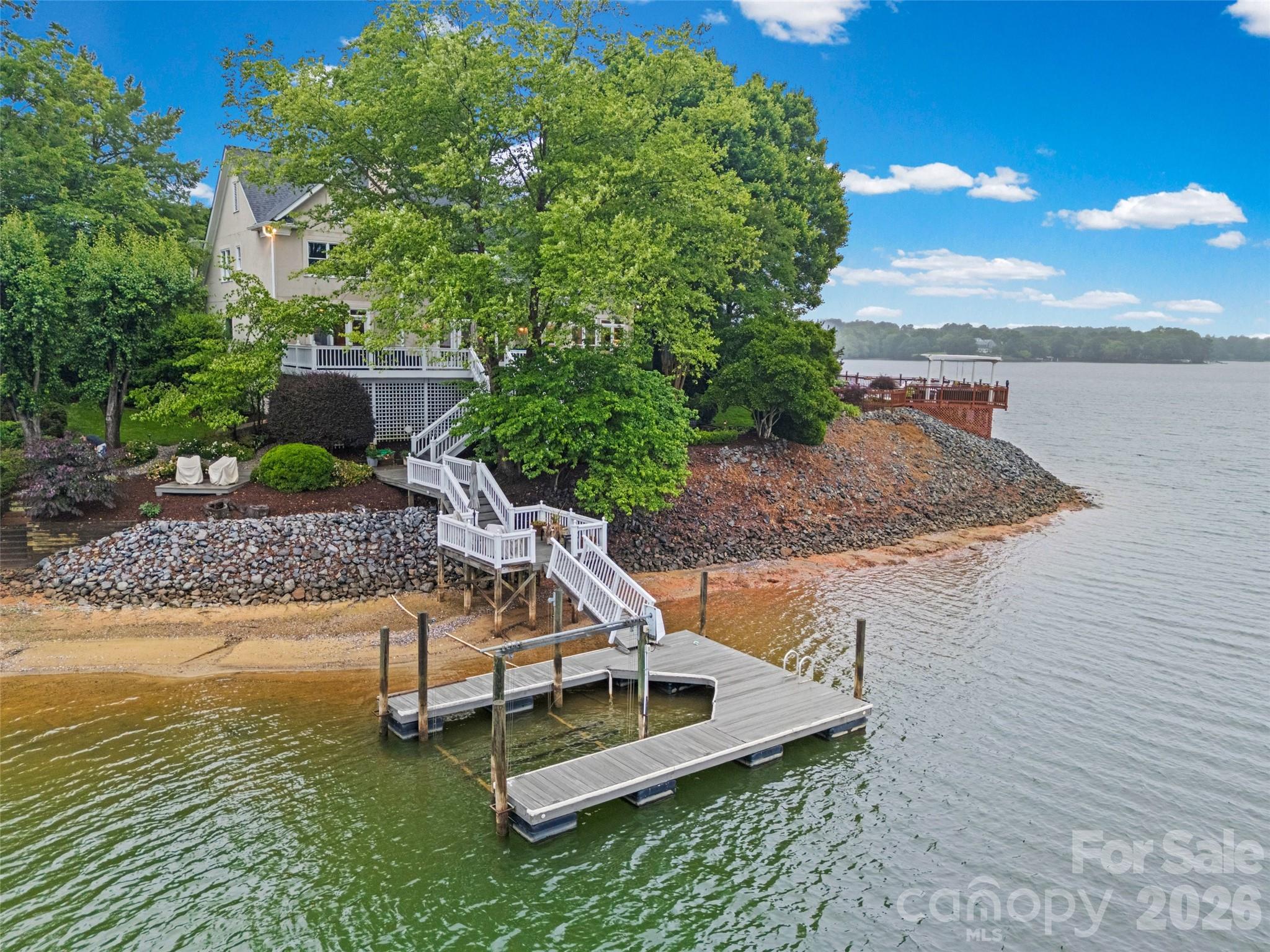 15901 Riverpointe Drive — Charlotte