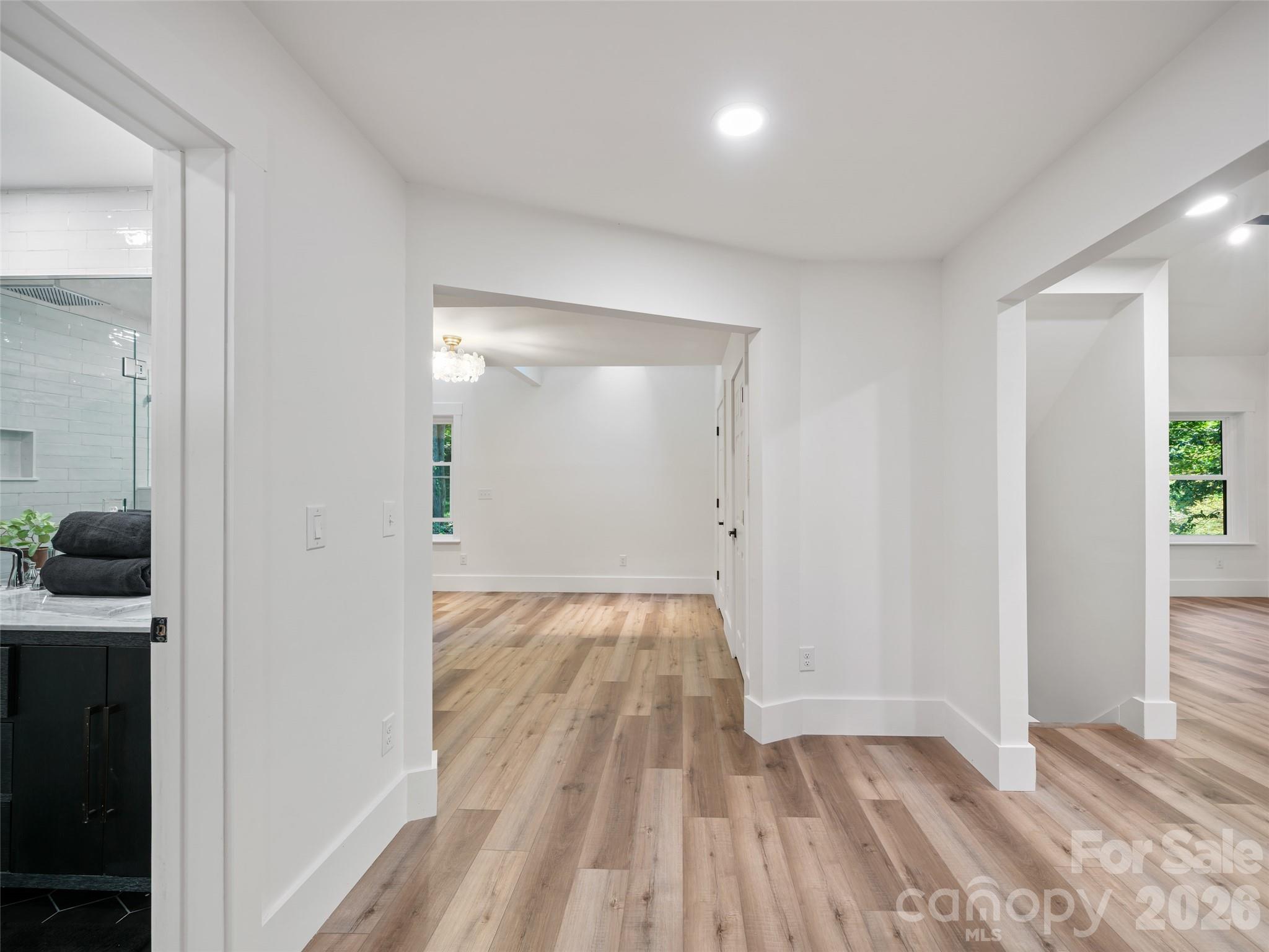 81 Summer Trees Lane — Burnsville
