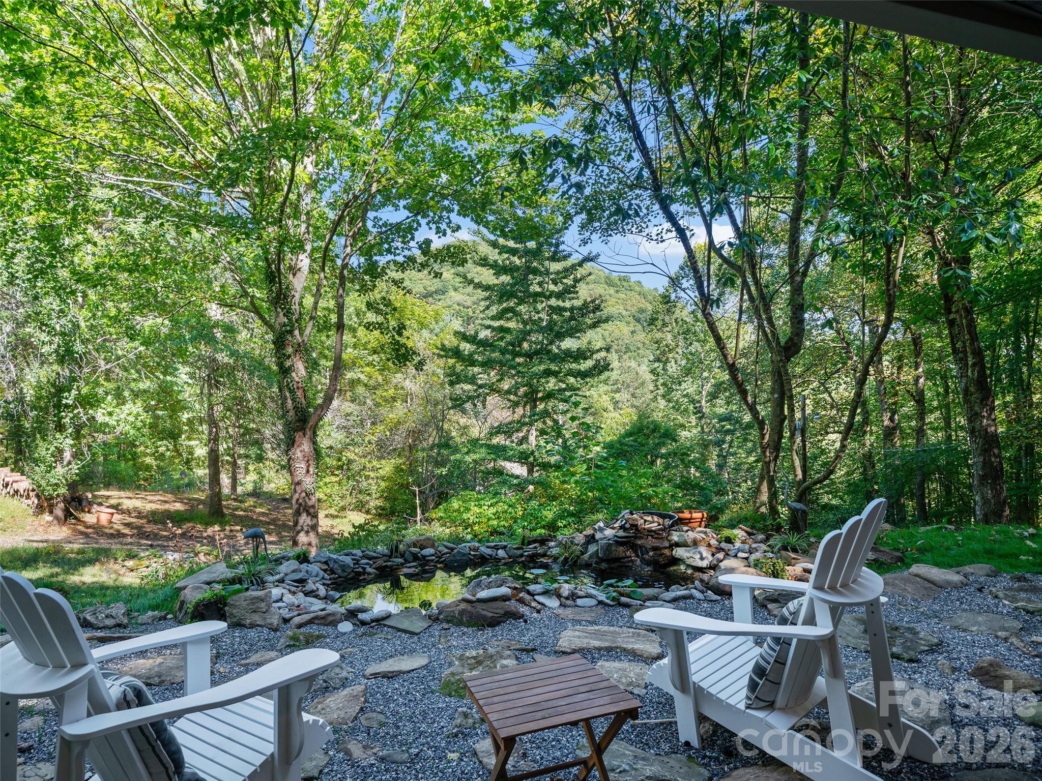 81 Summer Trees Lane — Burnsville