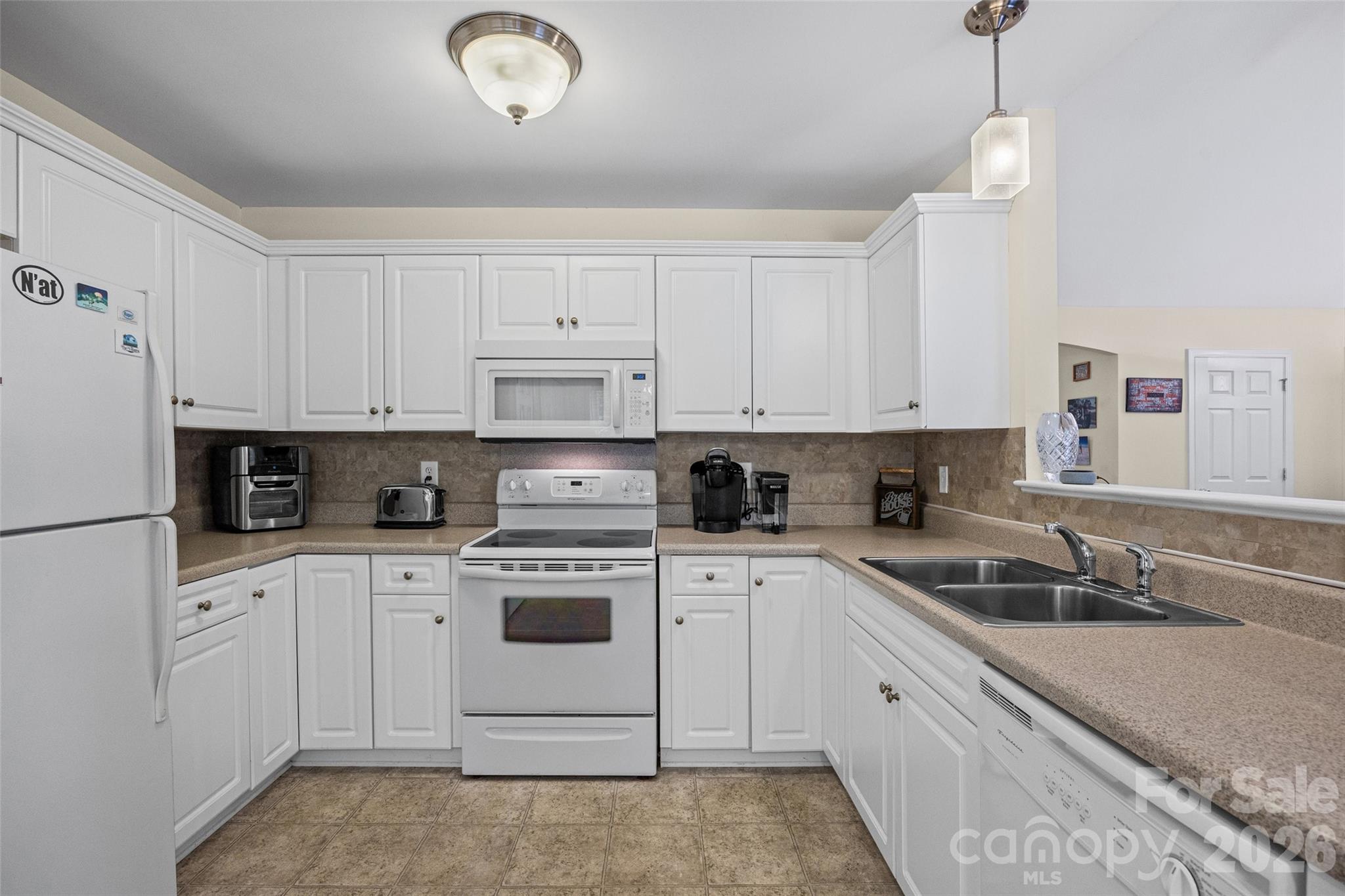 509 Kittiewake Lane — Clover