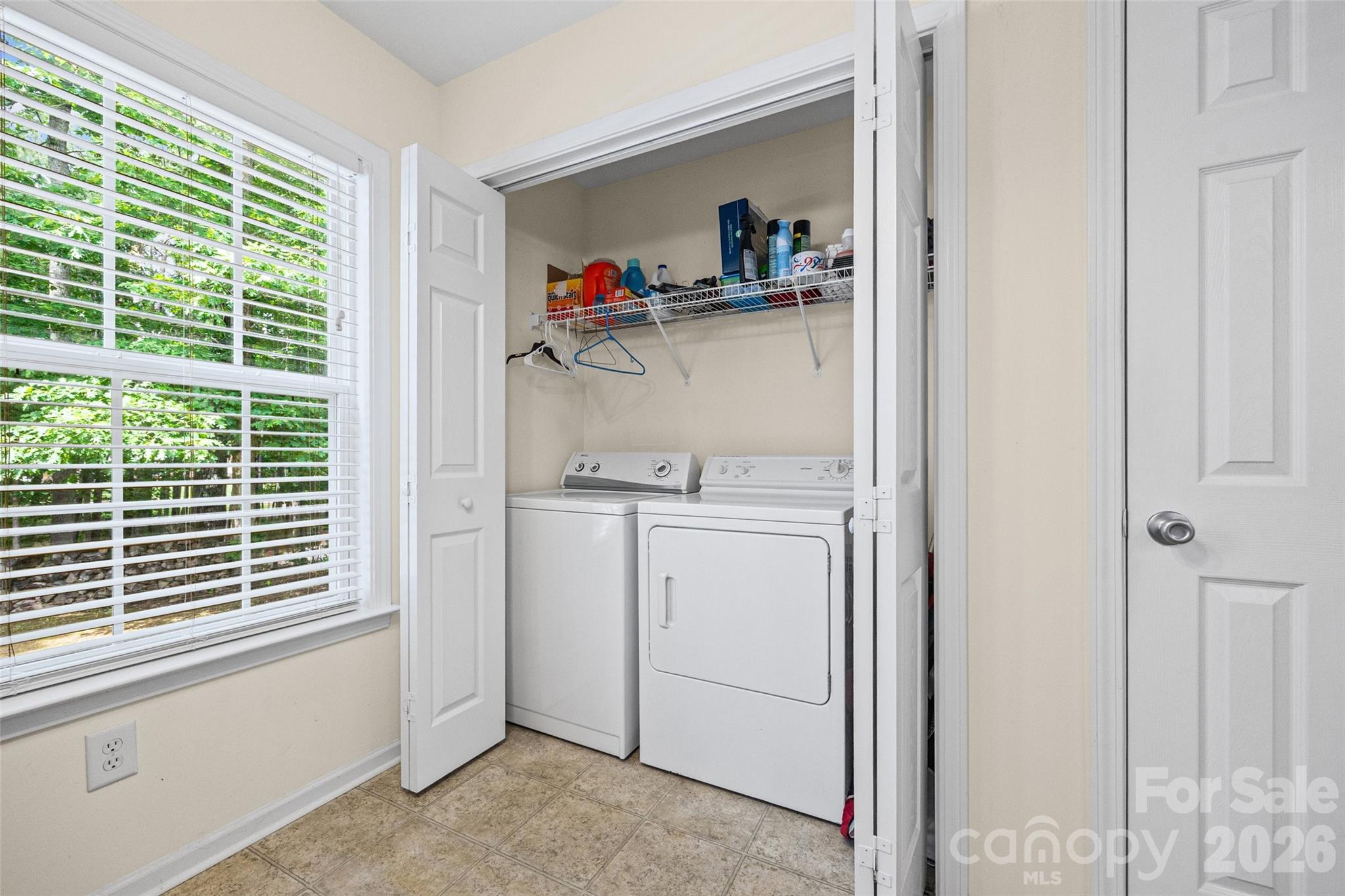 509 Kittiewake Lane — Clover