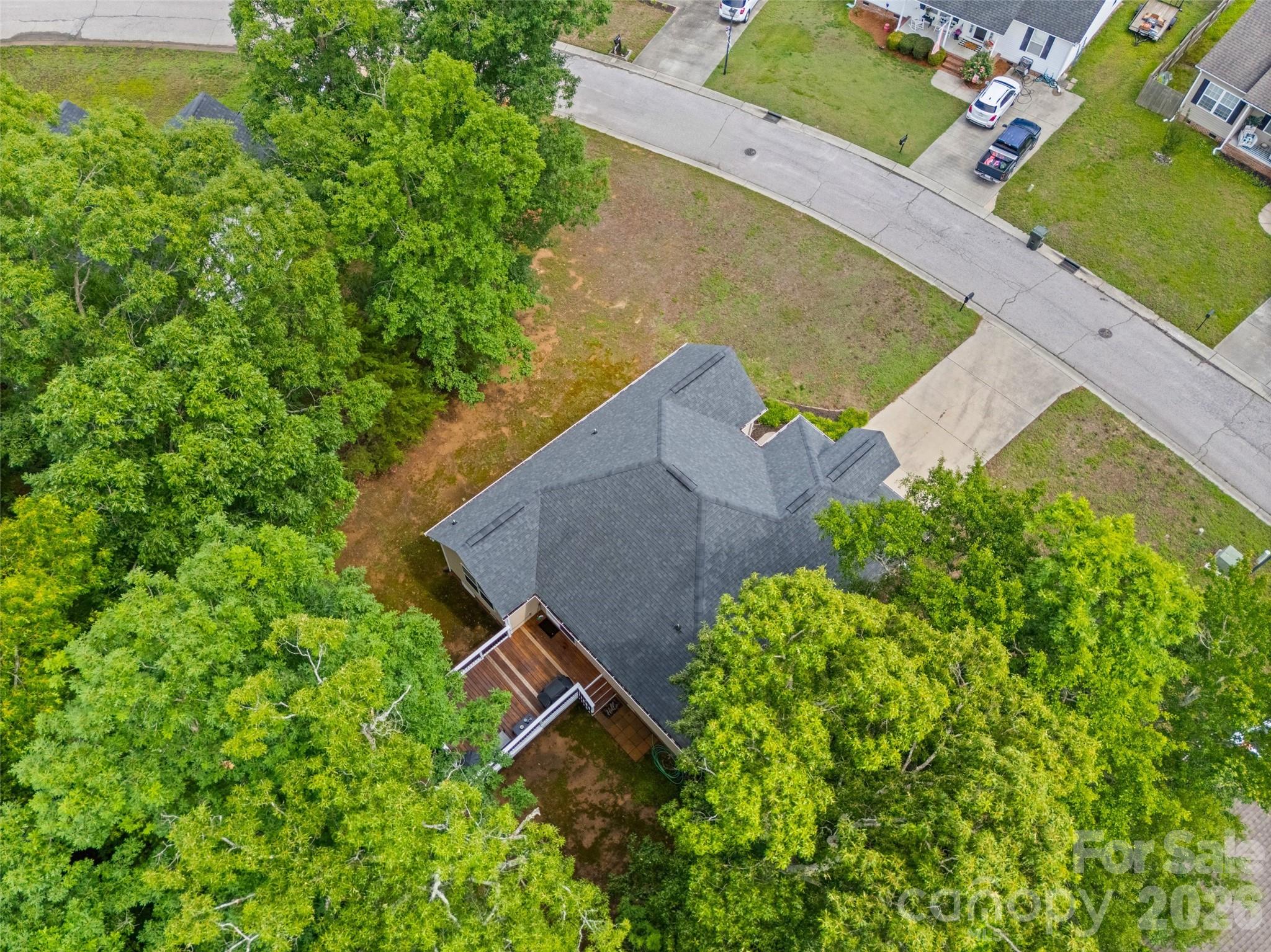 509 Kittiewake Lane — Clover