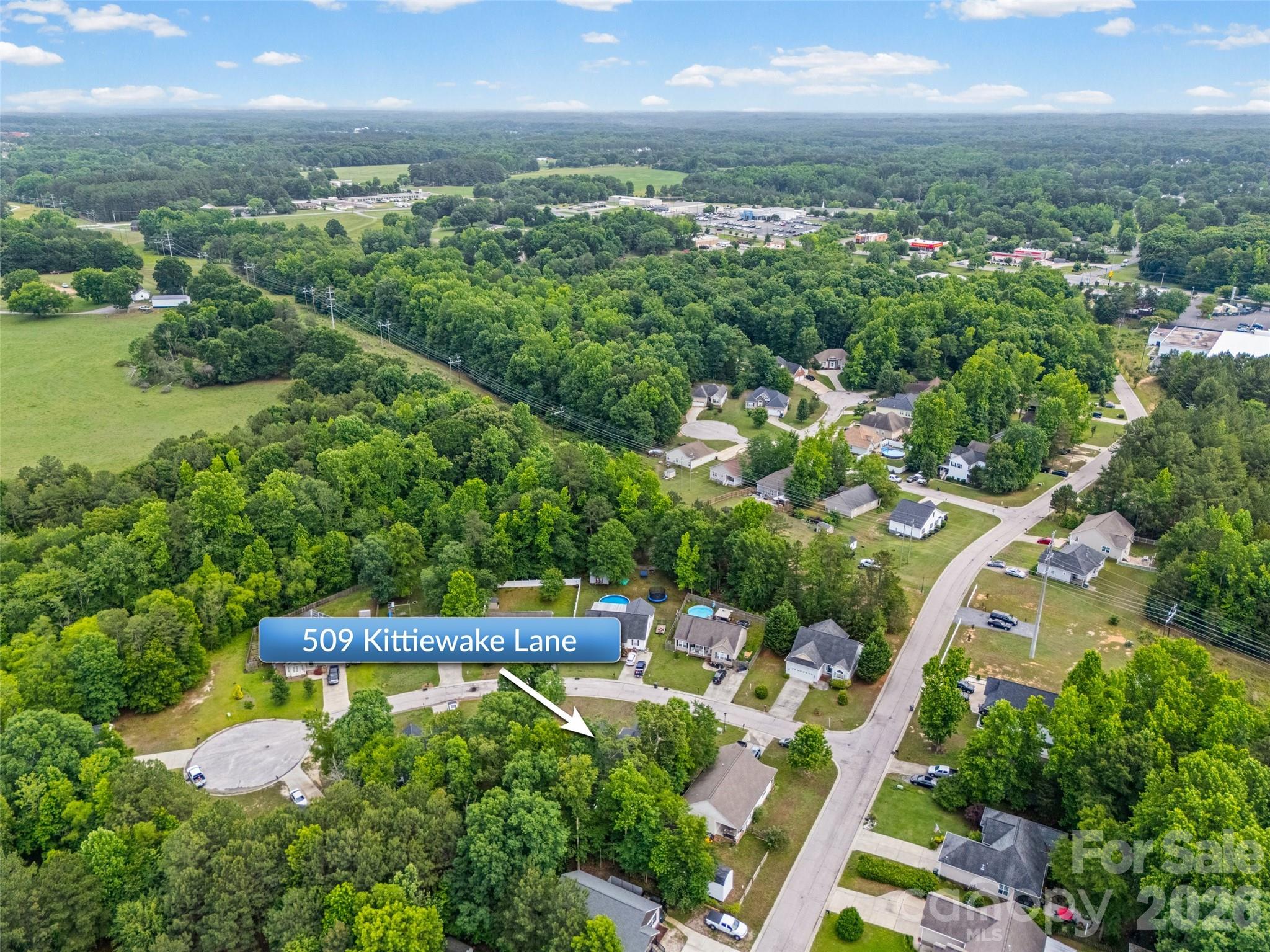 509 Kittiewake Lane — Clover