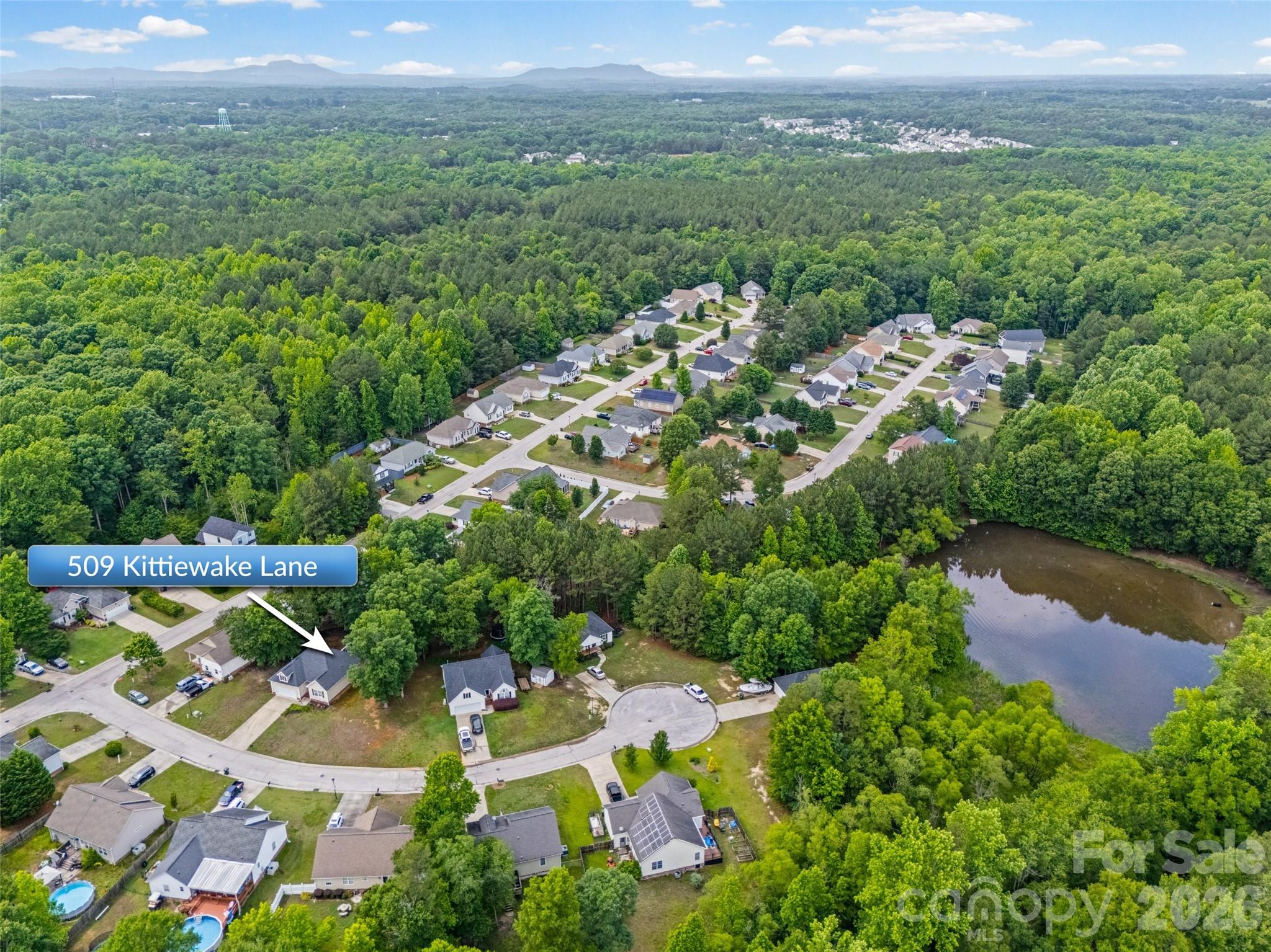 509 Kittiewake Lane — Clover