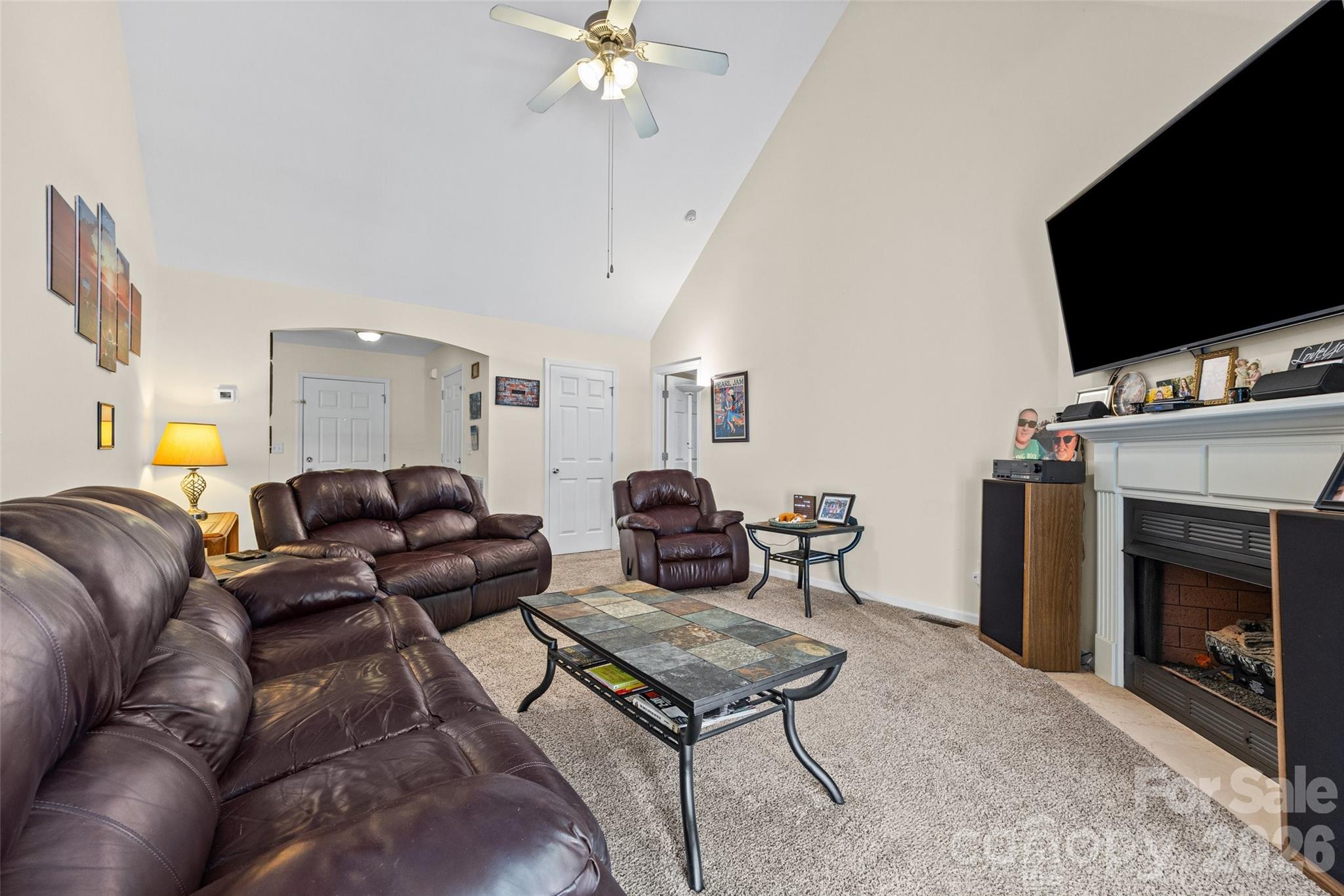509 Kittiewake Lane — Clover