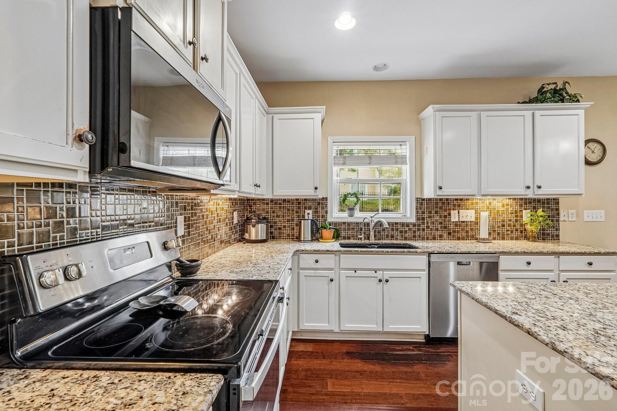 1572 NW Duckhorn Street NW — Concord