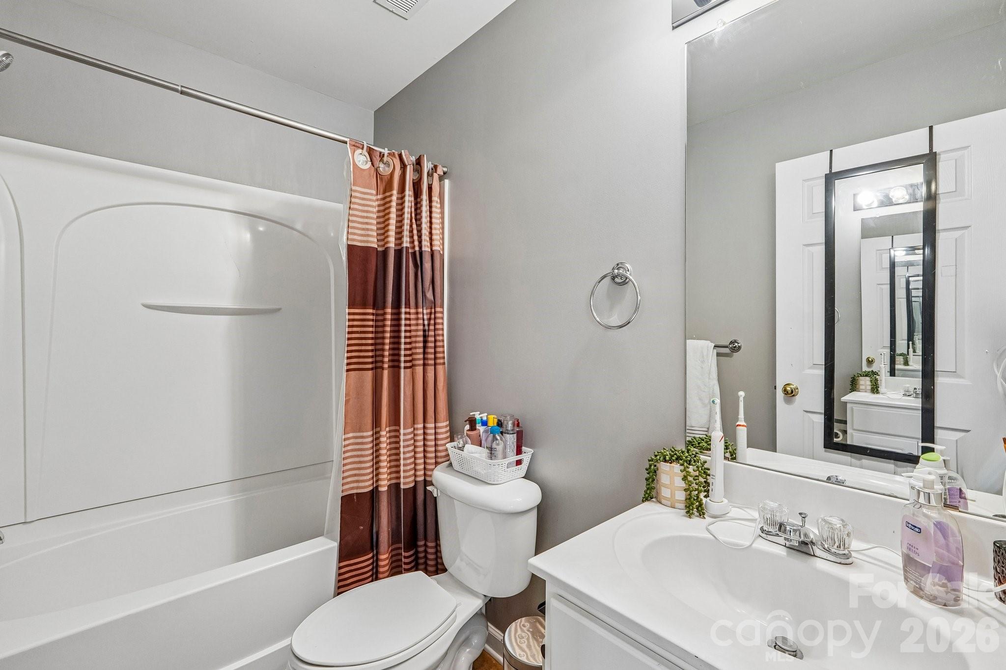 1572 NW Duckhorn Street NW — Concord