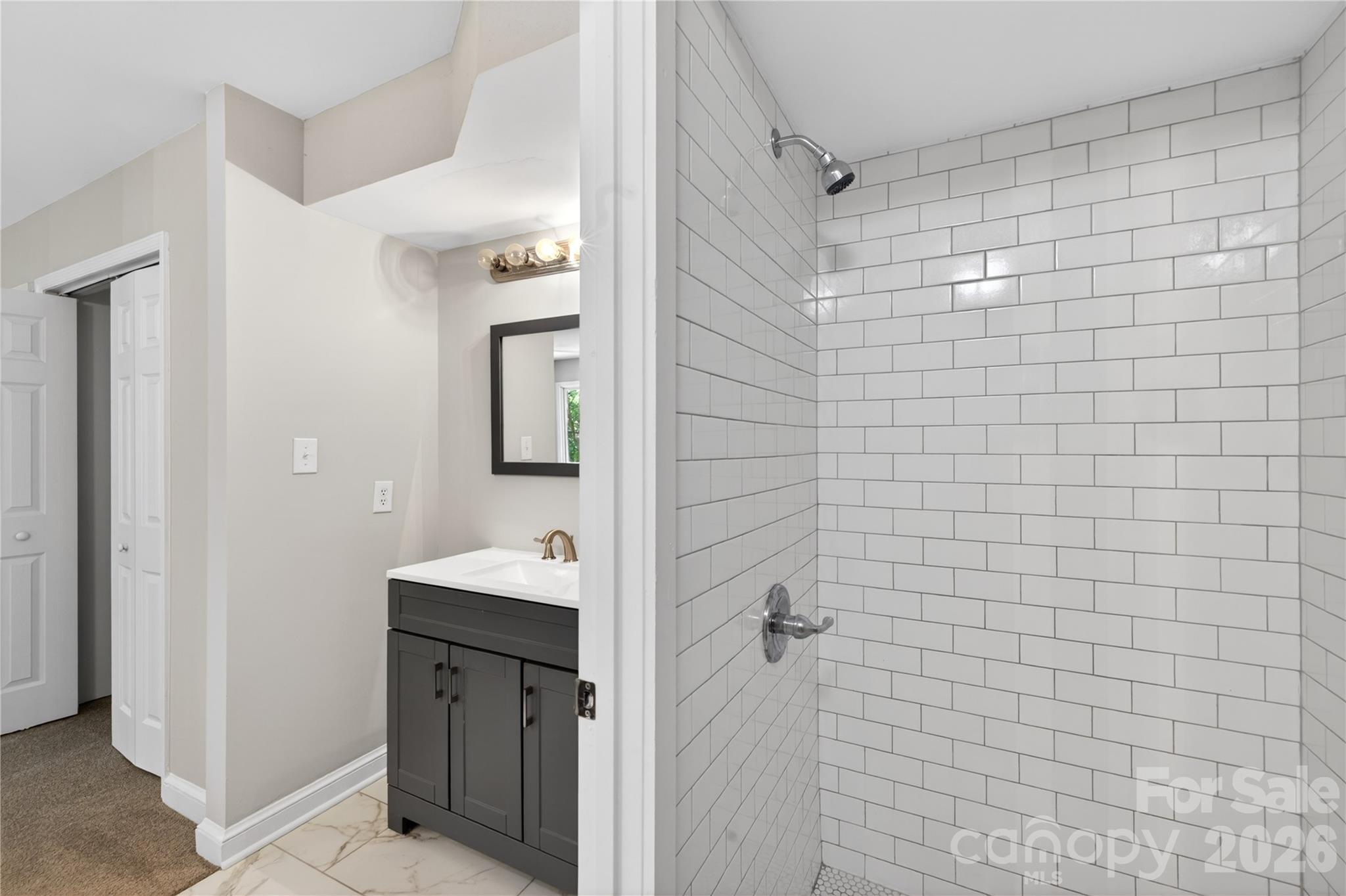 1610 Renard Ridge Road — Charlotte
