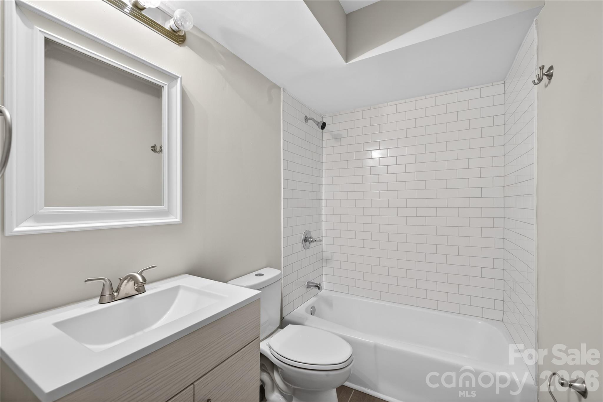 1610 Renard Ridge Road — Charlotte