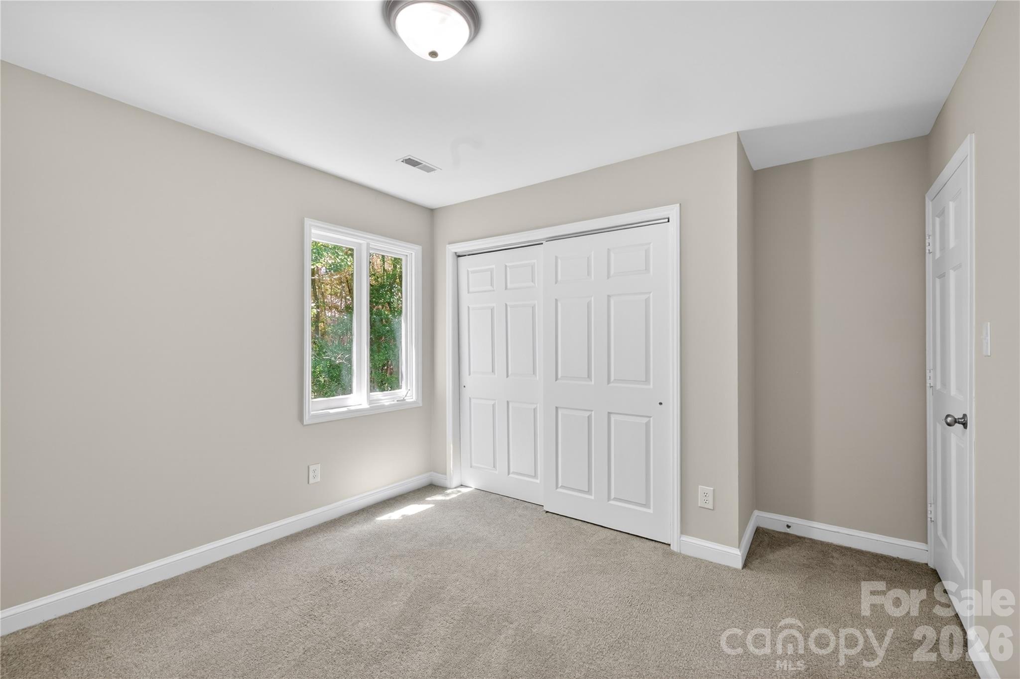 1610 Renard Ridge Road — Charlotte