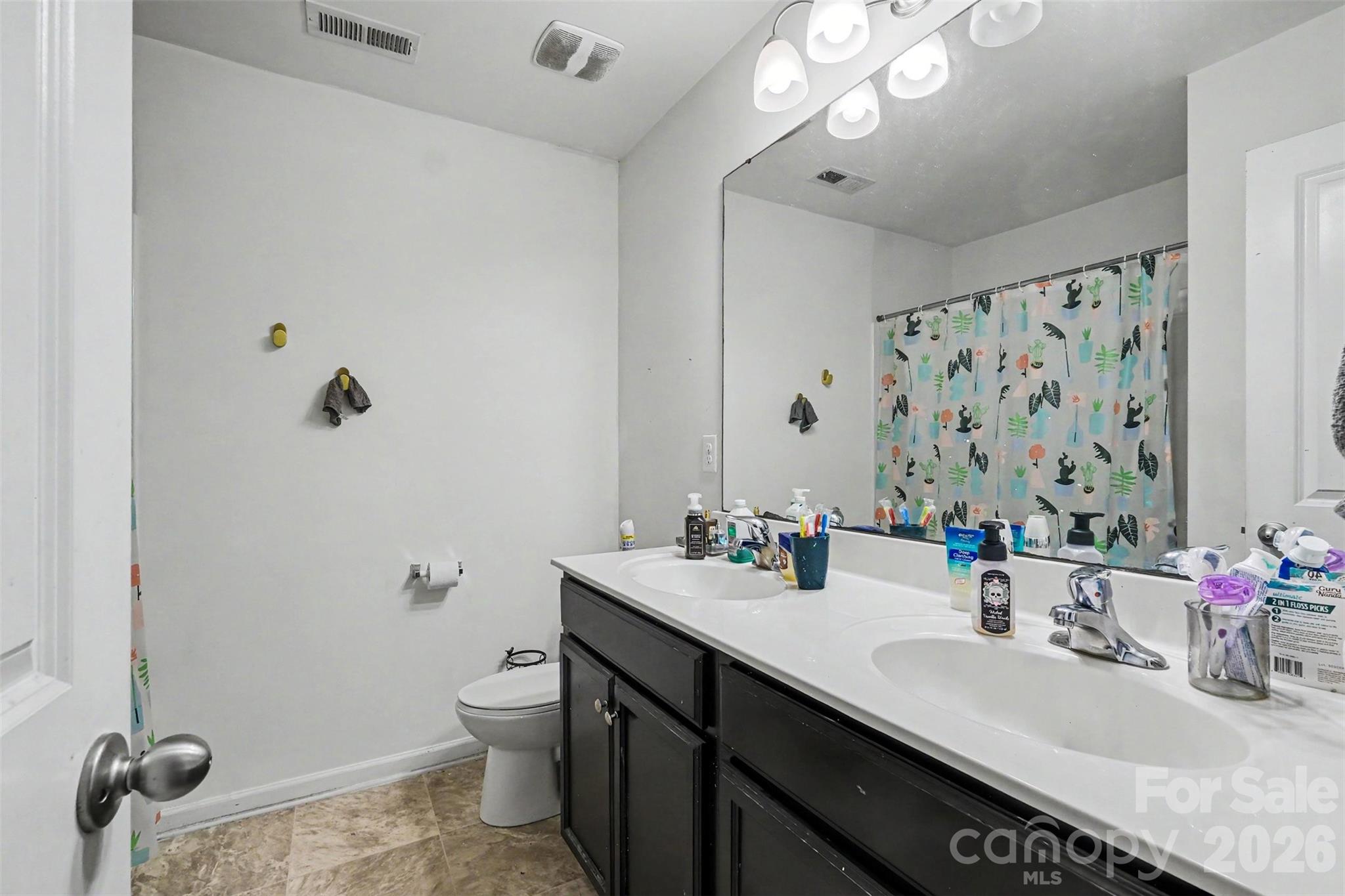 8515 Mansell Court — Charlotte