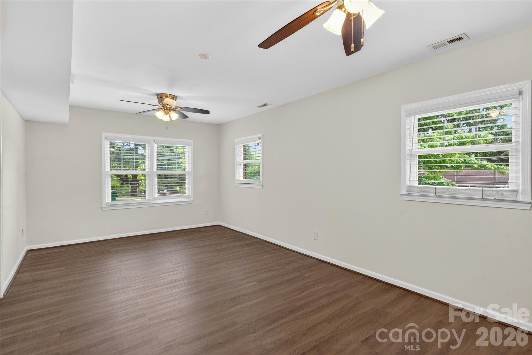 6912 Woodstock Drive — Charlotte