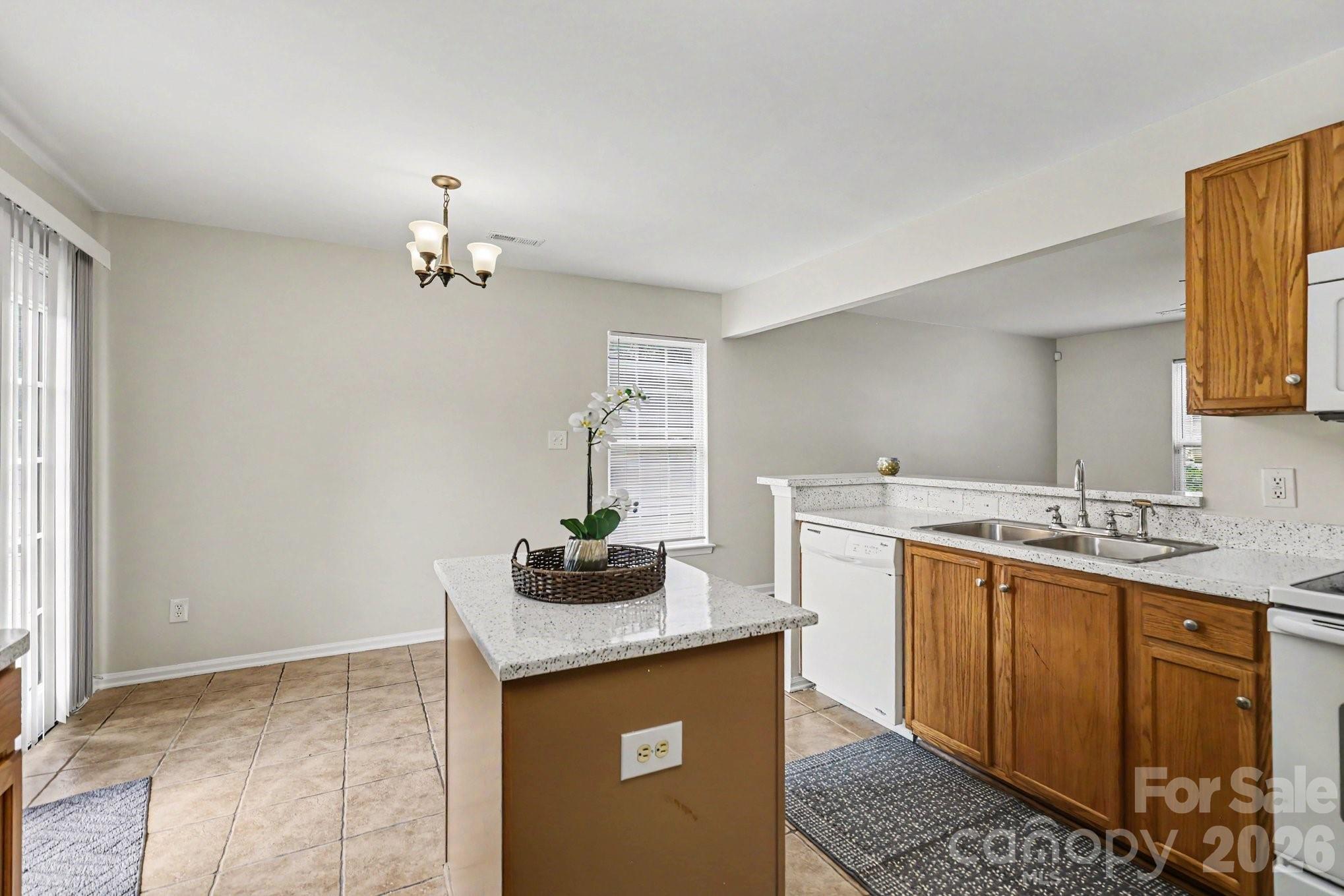 6325 Linda Vista Lane — Charlotte