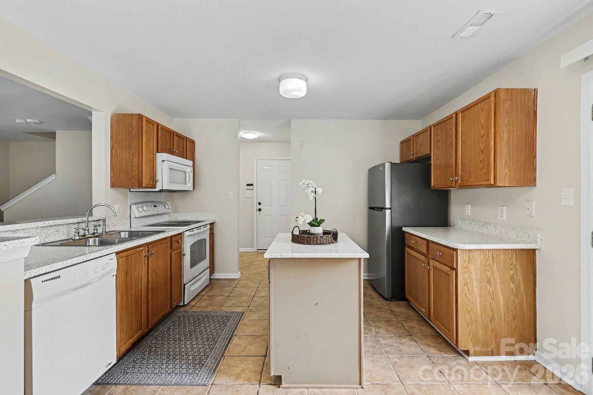6325 Linda Vista Lane — Charlotte