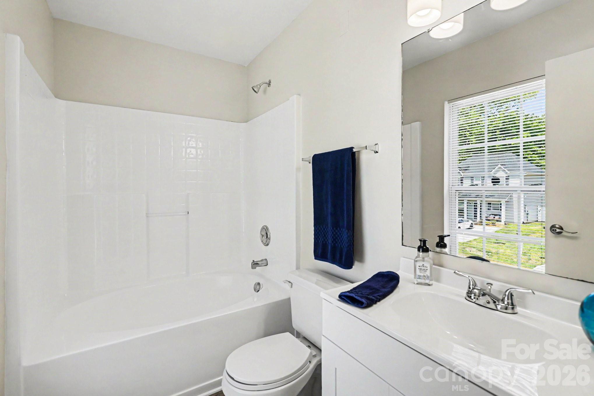 6325 Linda Vista Lane — Charlotte