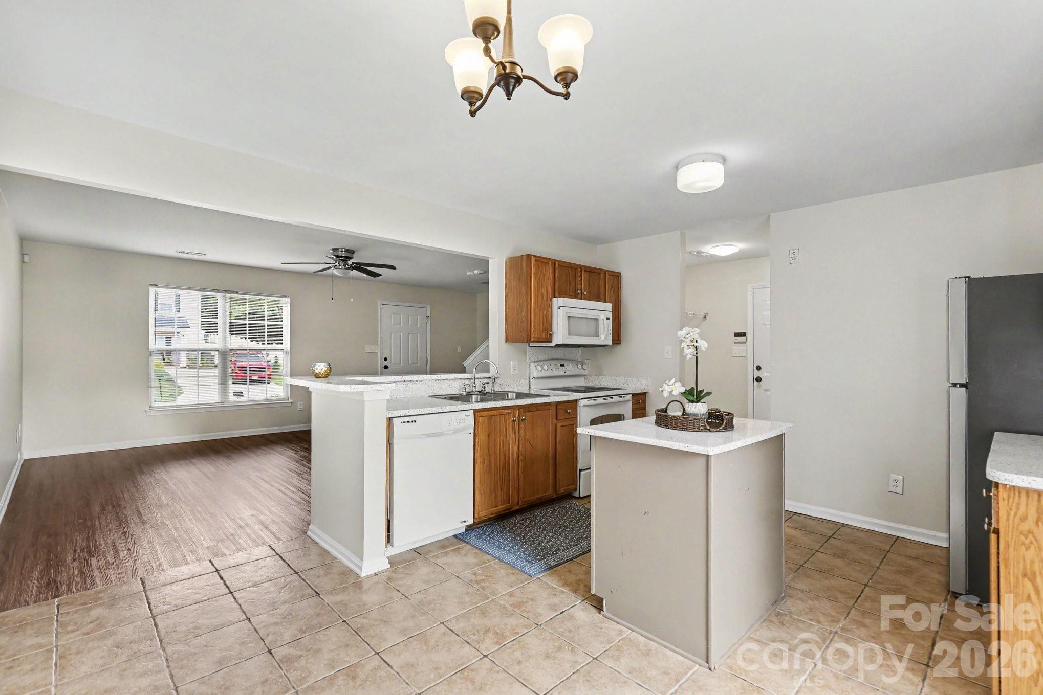 6325 Linda Vista Lane — Charlotte