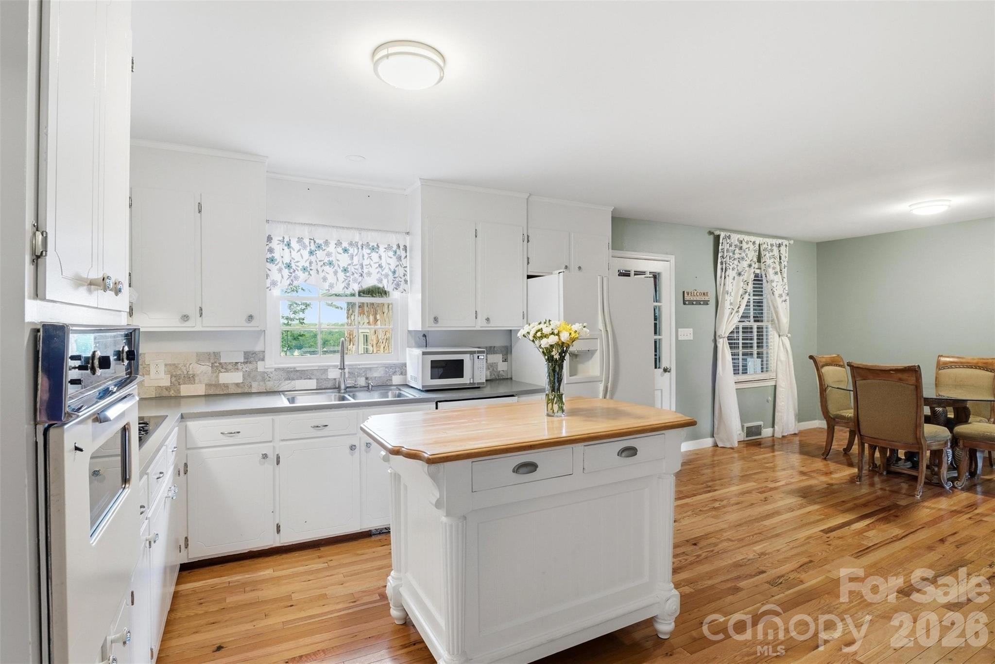 2848 Walter Drive NW — Concord