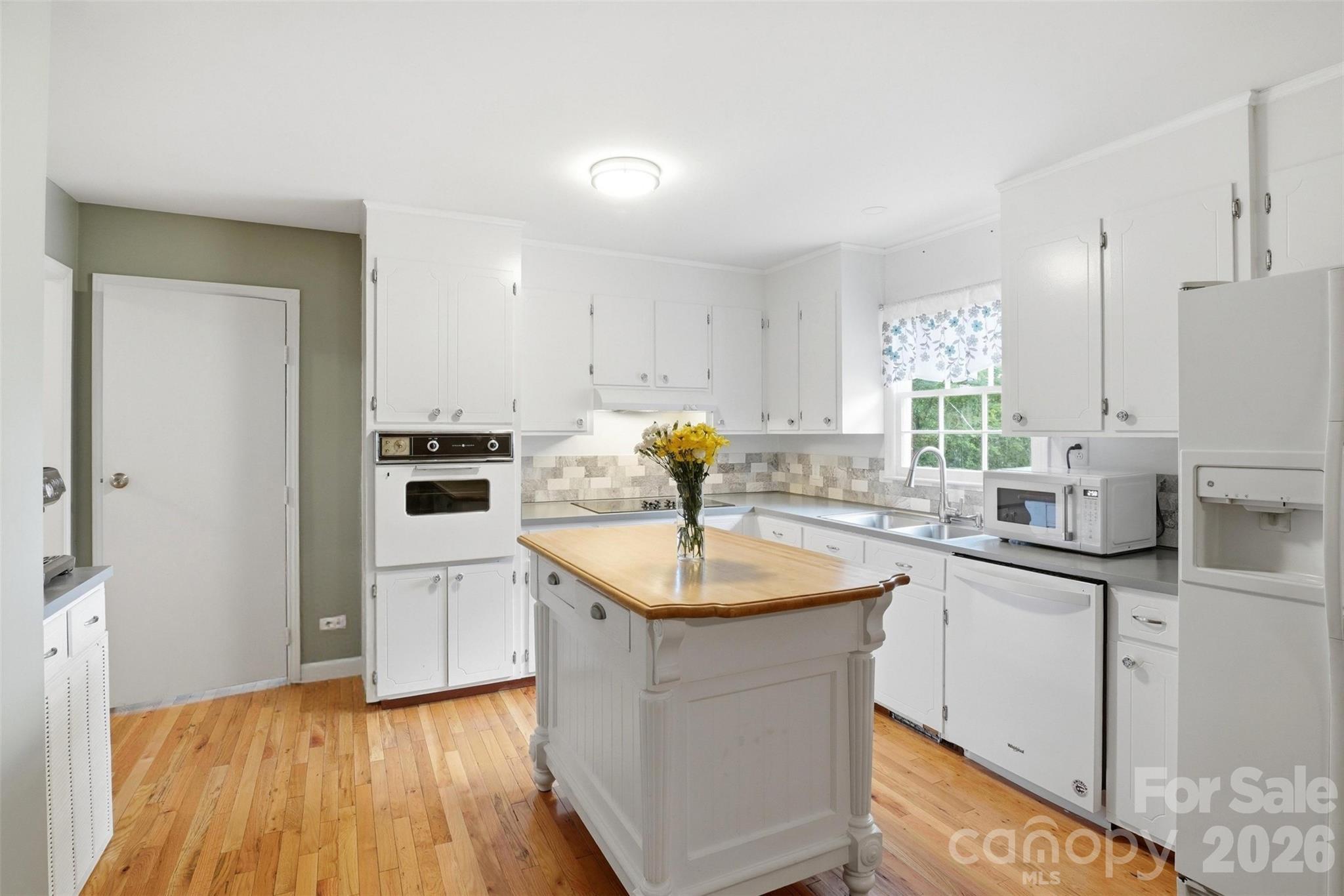 2848 Walter Drive NW — Concord