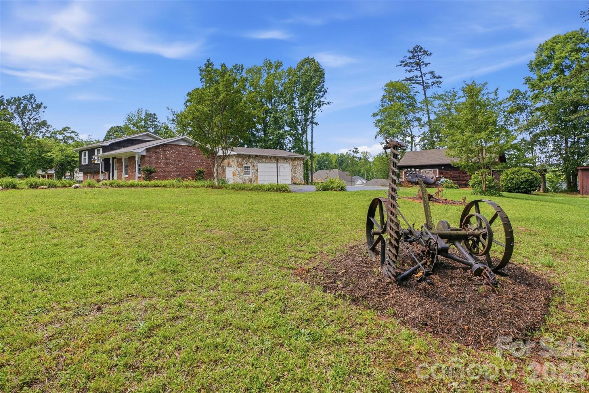 2848 Walter Drive NW — Concord