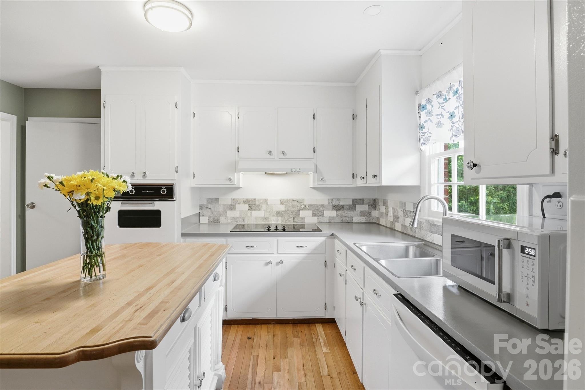 2848 Walter Drive NW — Concord