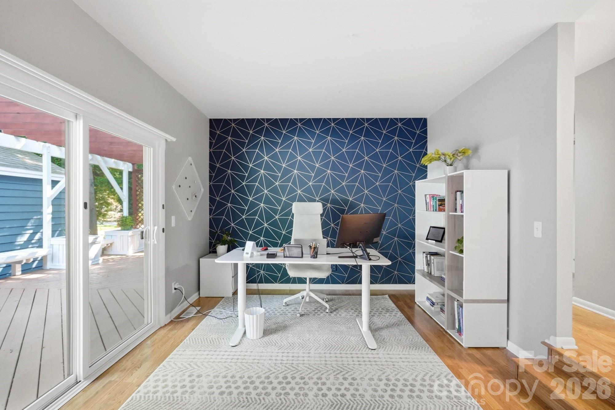7045 Burlwood Road — Charlotte