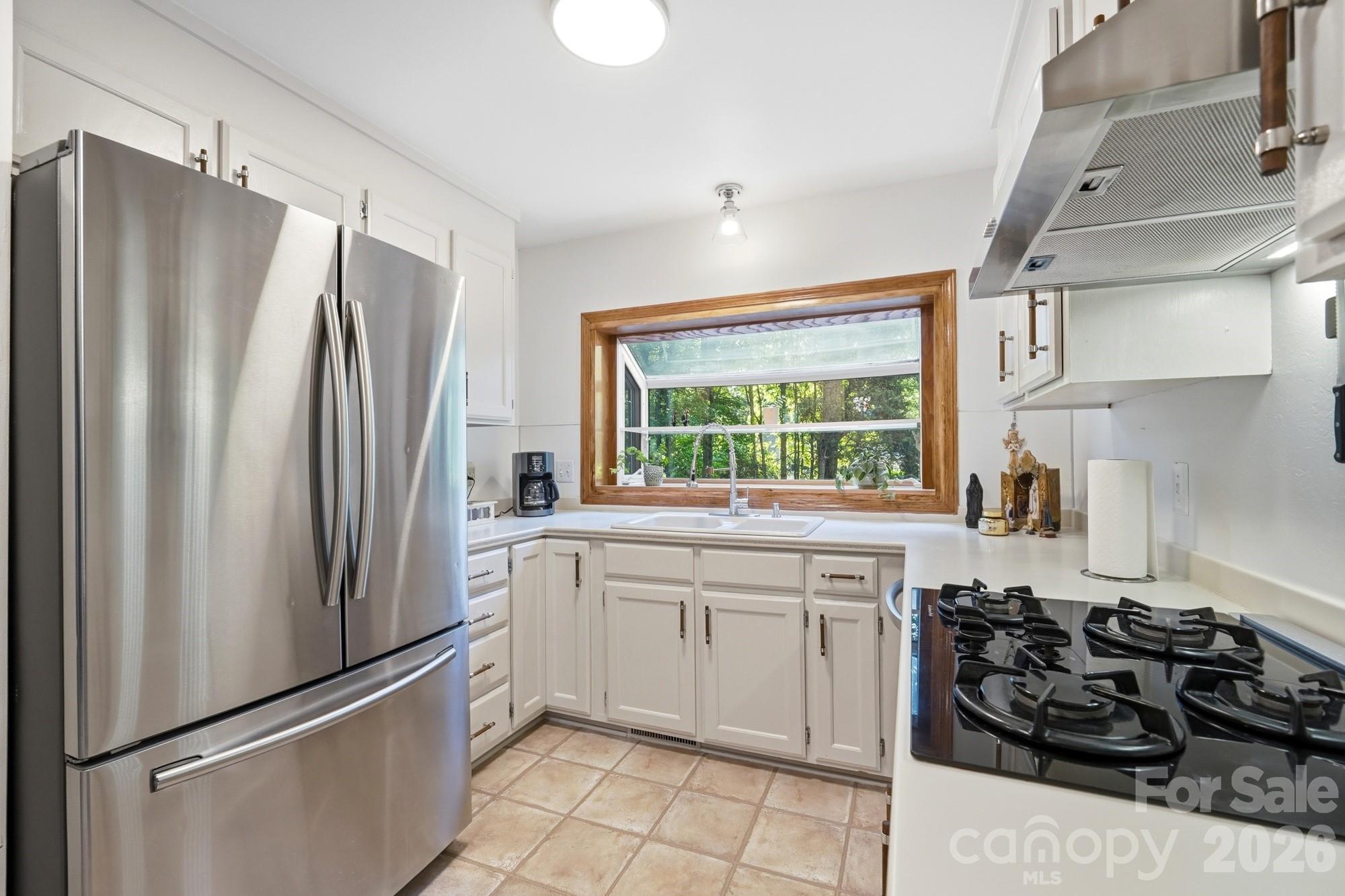 7045 Burlwood Road — Charlotte