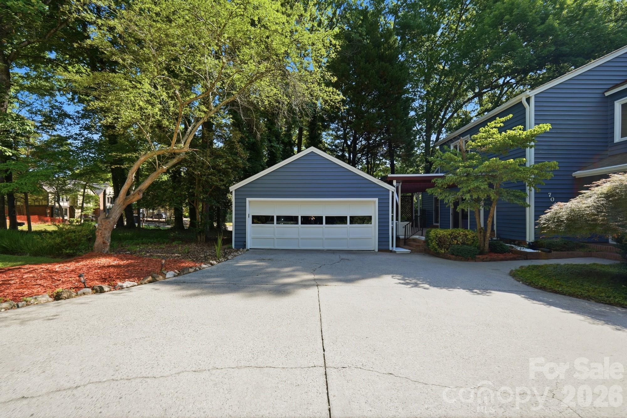 7045 Burlwood Road — Charlotte