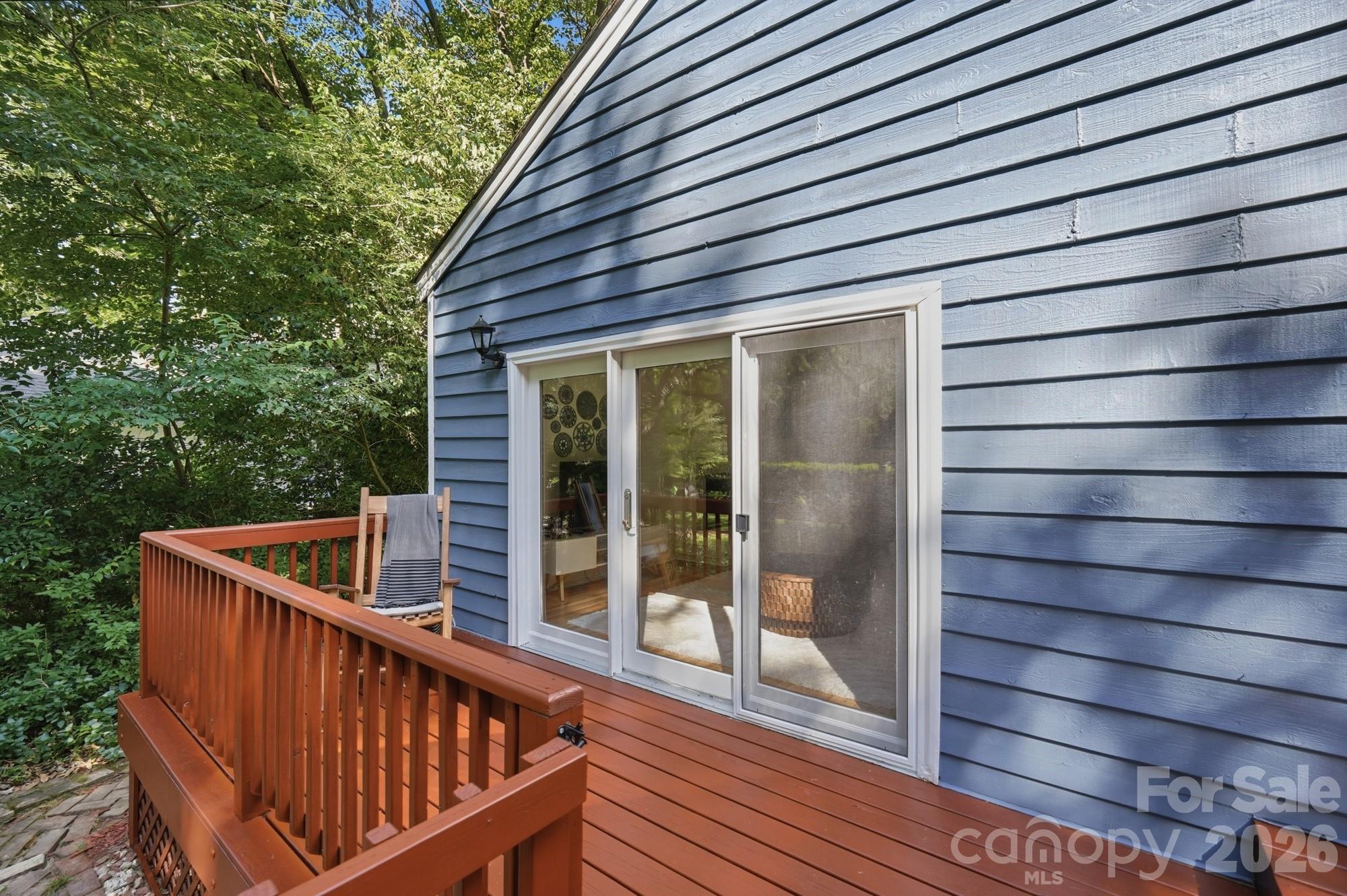 7045 Burlwood Road — Charlotte