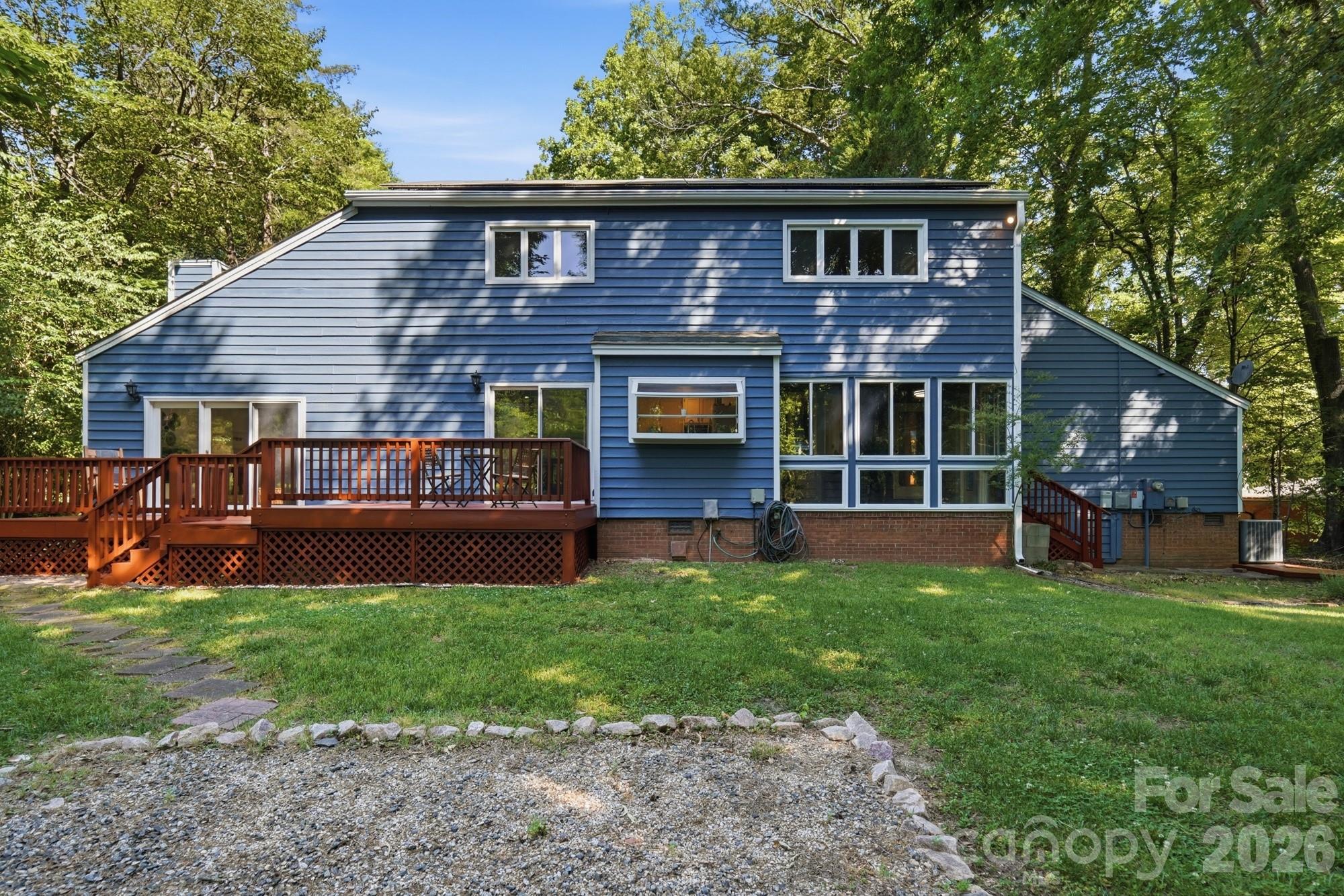 7045 Burlwood Road — Charlotte