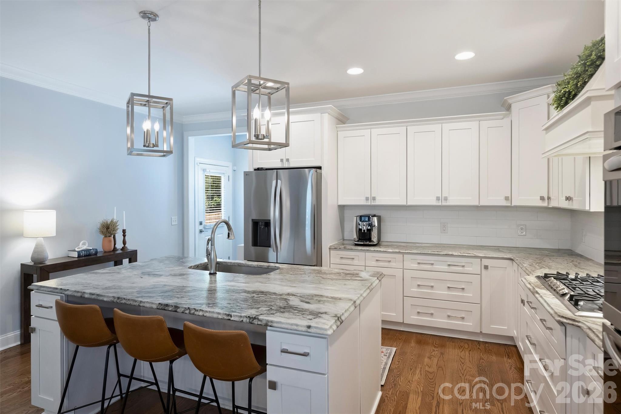 1617 Hawthorne Lane — Charlotte