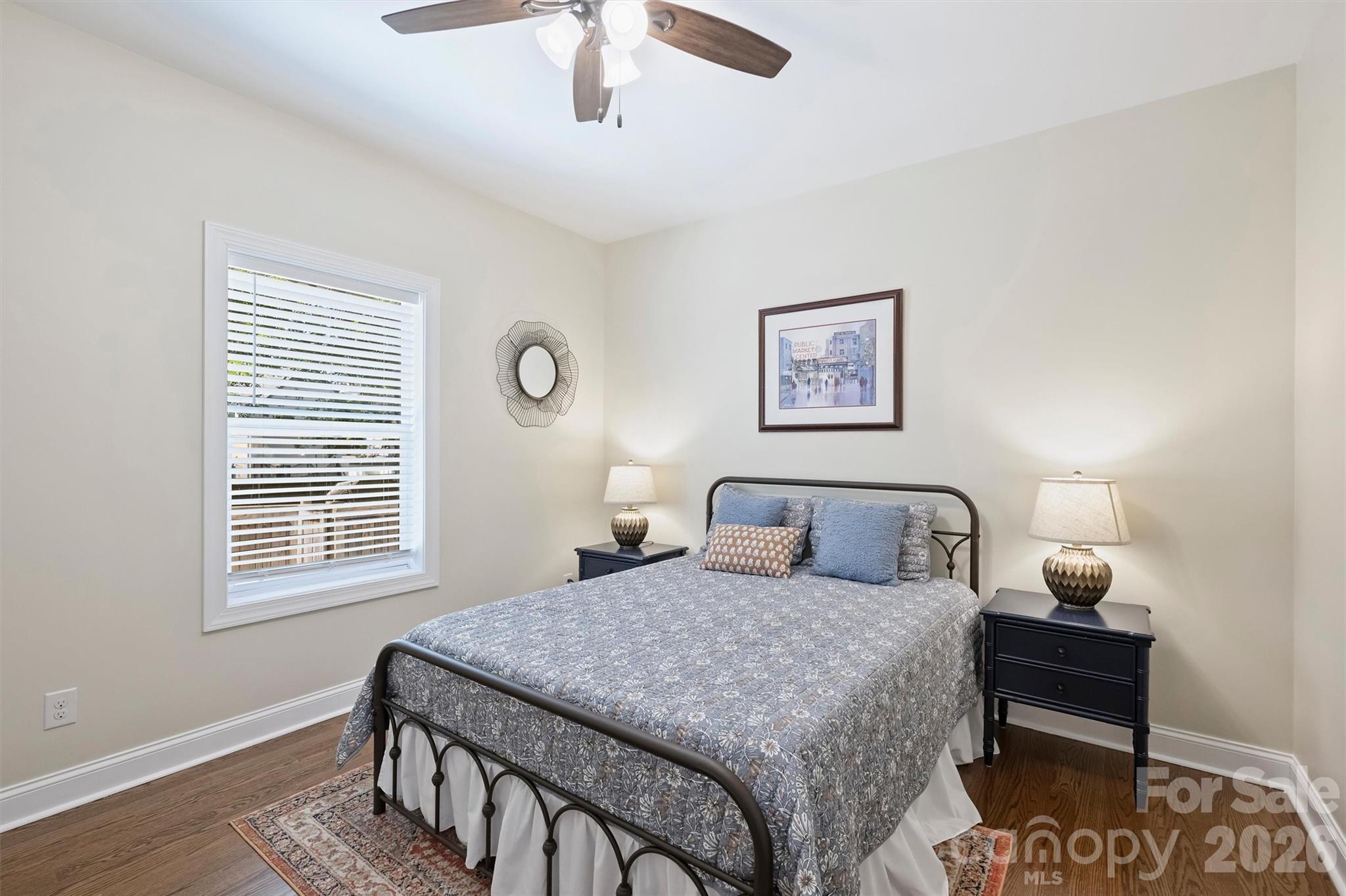 1617 Hawthorne Lane — Charlotte