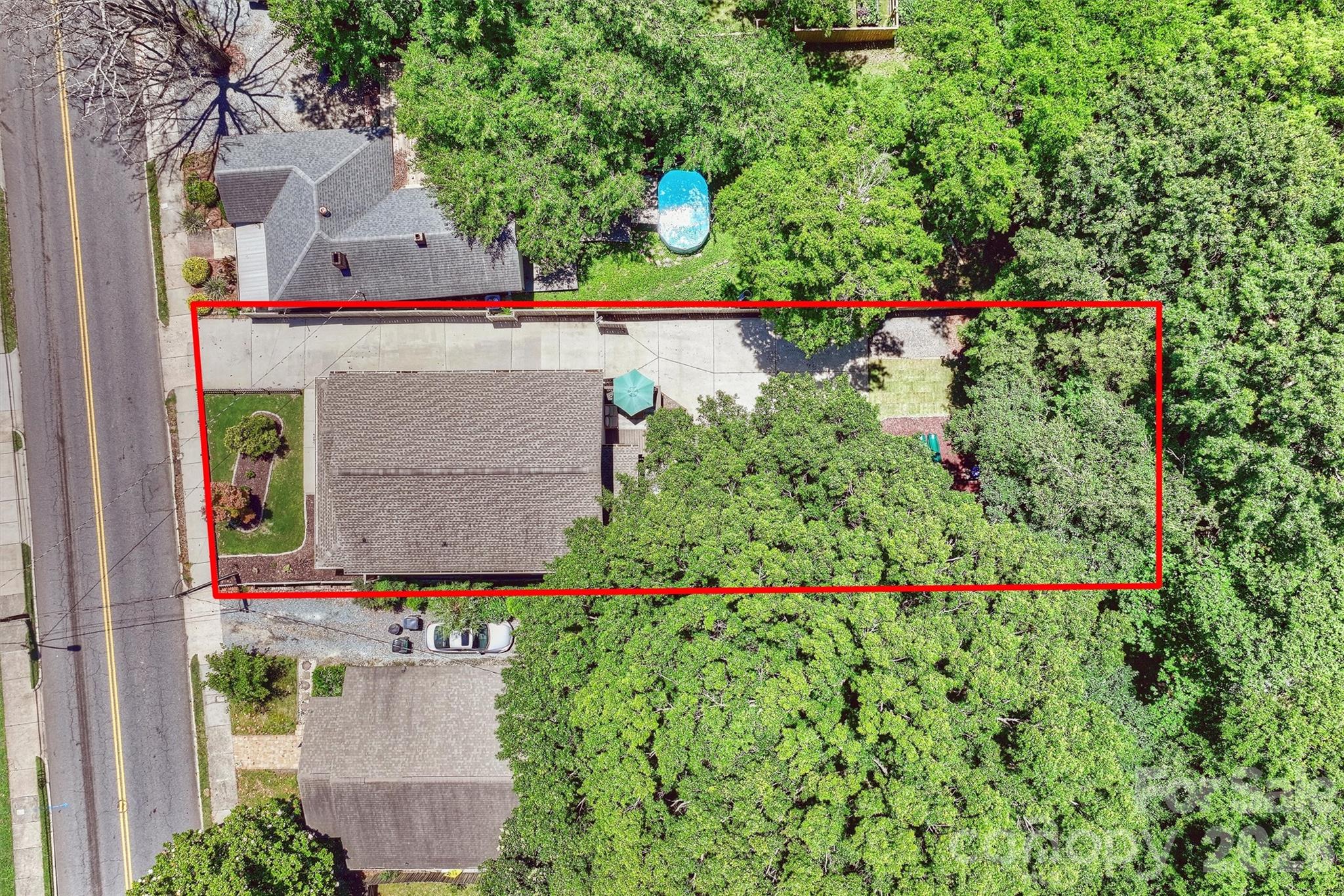 1617 Hawthorne Lane — Charlotte