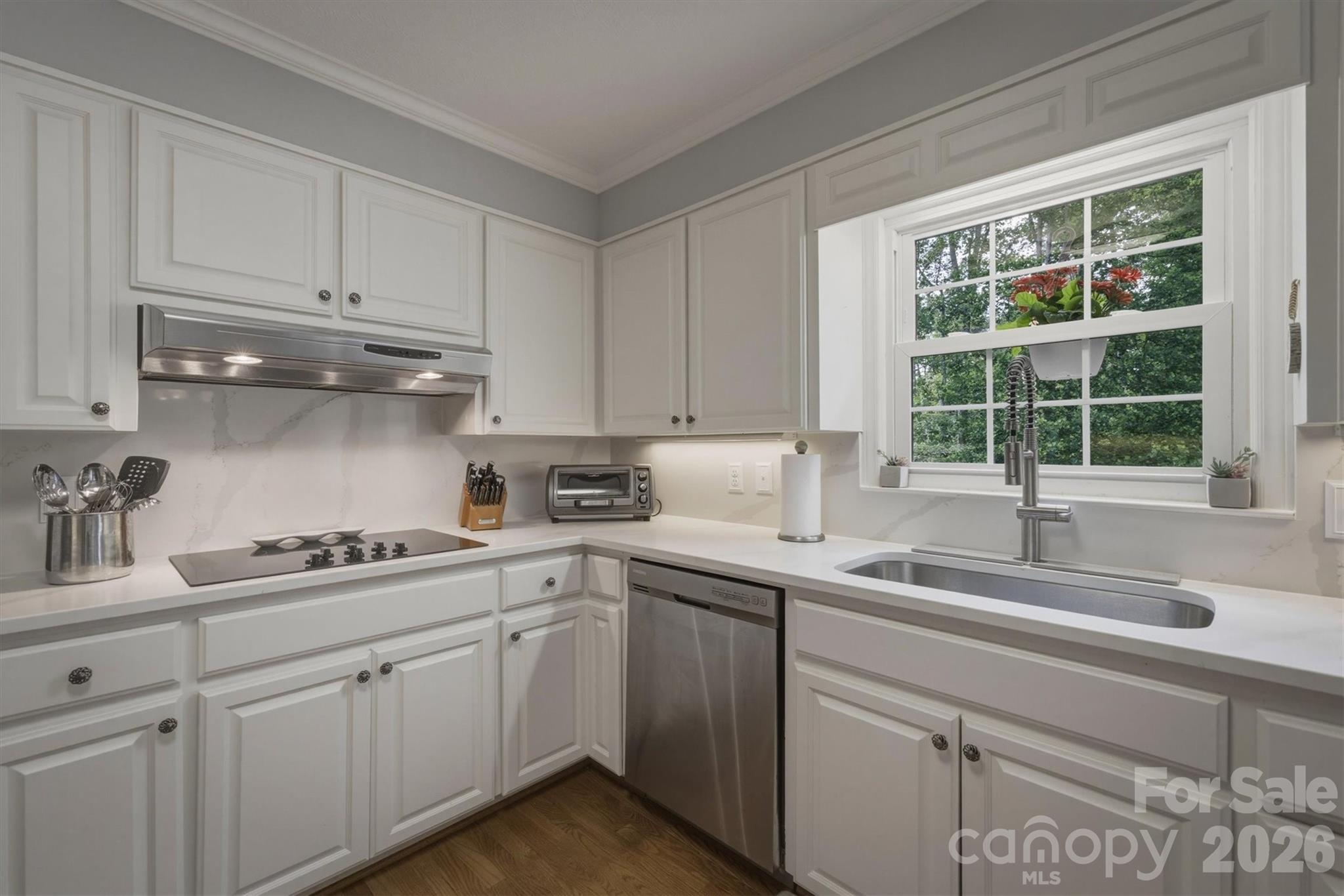 103 Wedgewood Court — Morganton