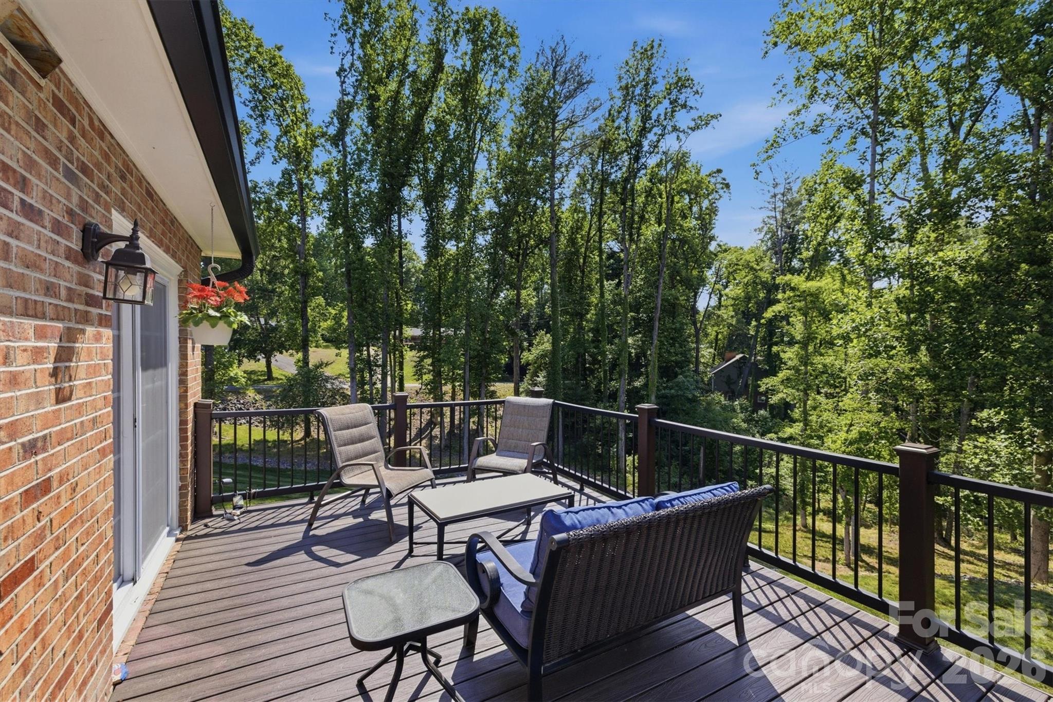 103 Wedgewood Court — Morganton