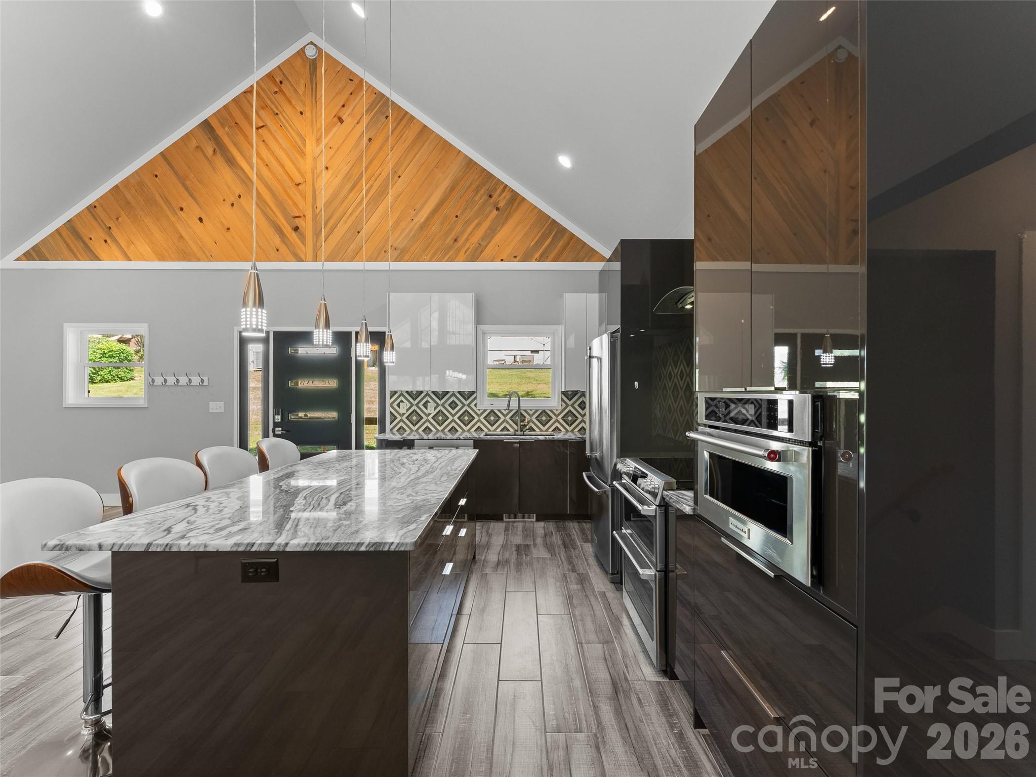 123 Israel Road — Candler