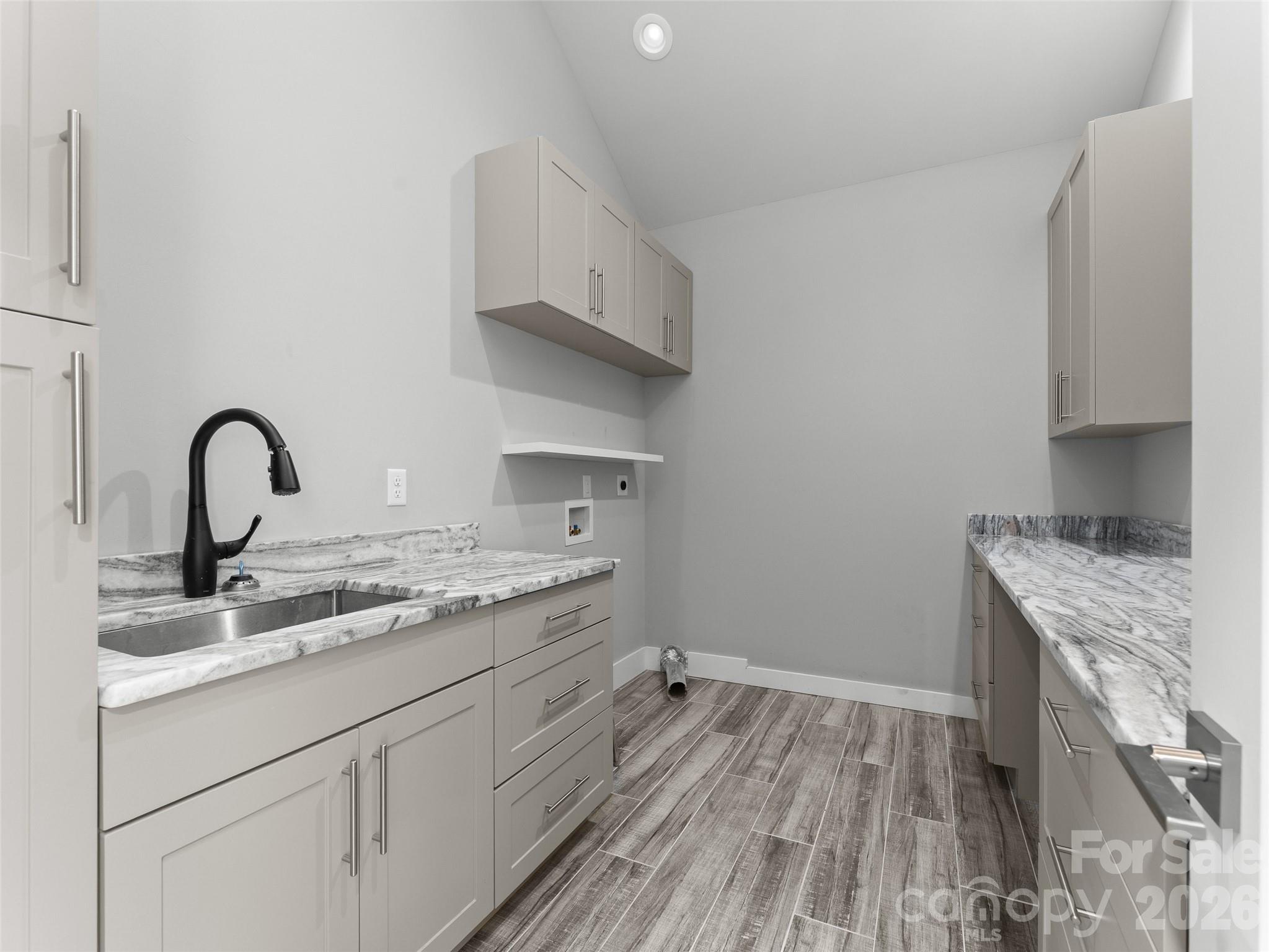123 Israel Road — Candler