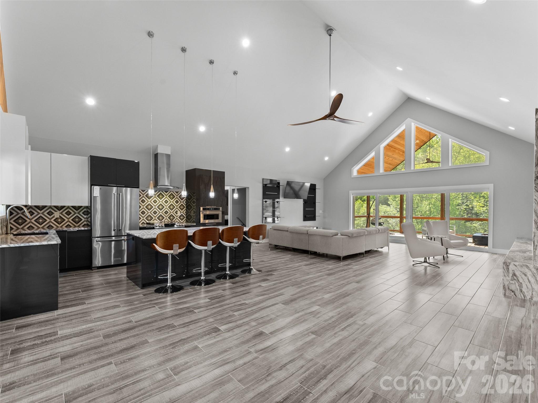 123 Israel Road — Candler