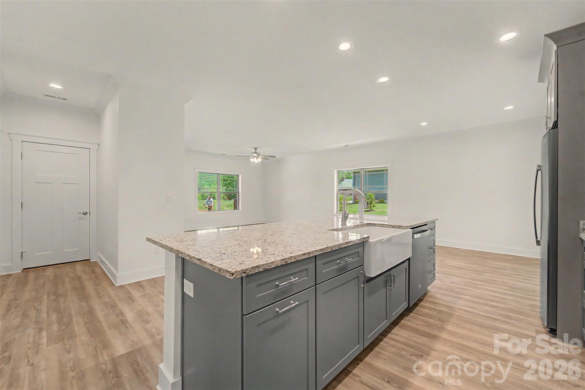 99 Junes Way — Waynesville