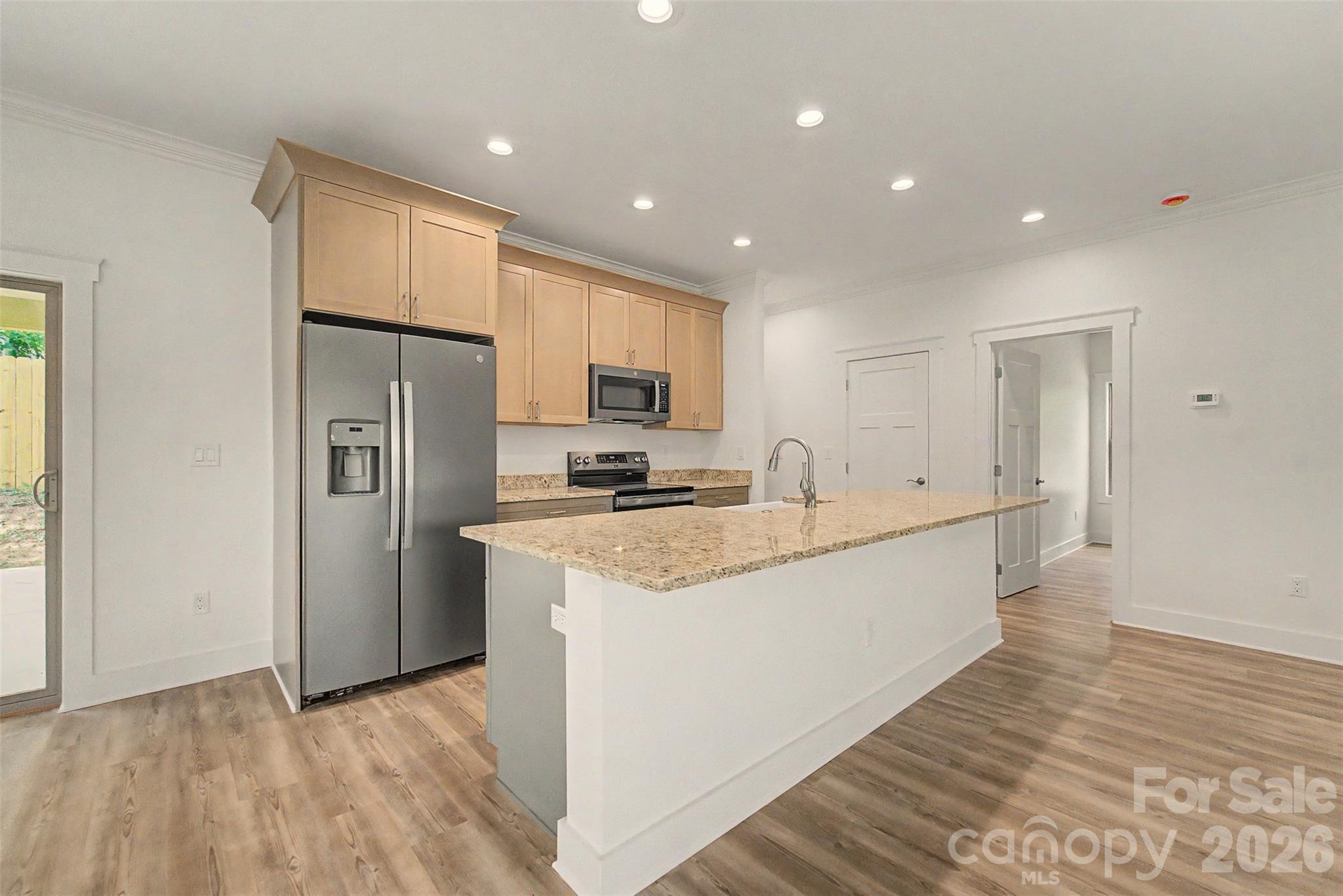 99 Junes Way — Waynesville