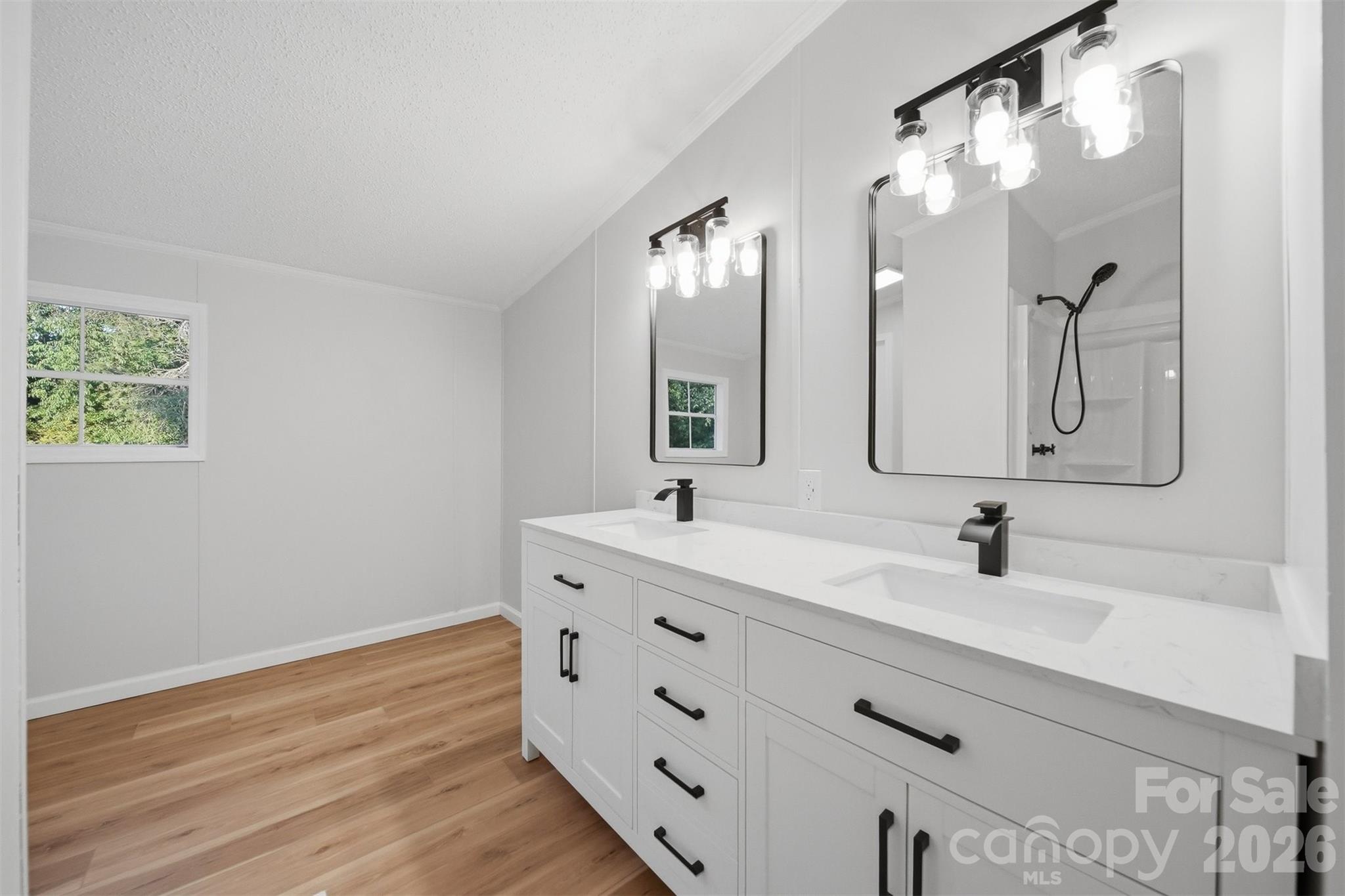 130 Saylor Lane — Stony Point