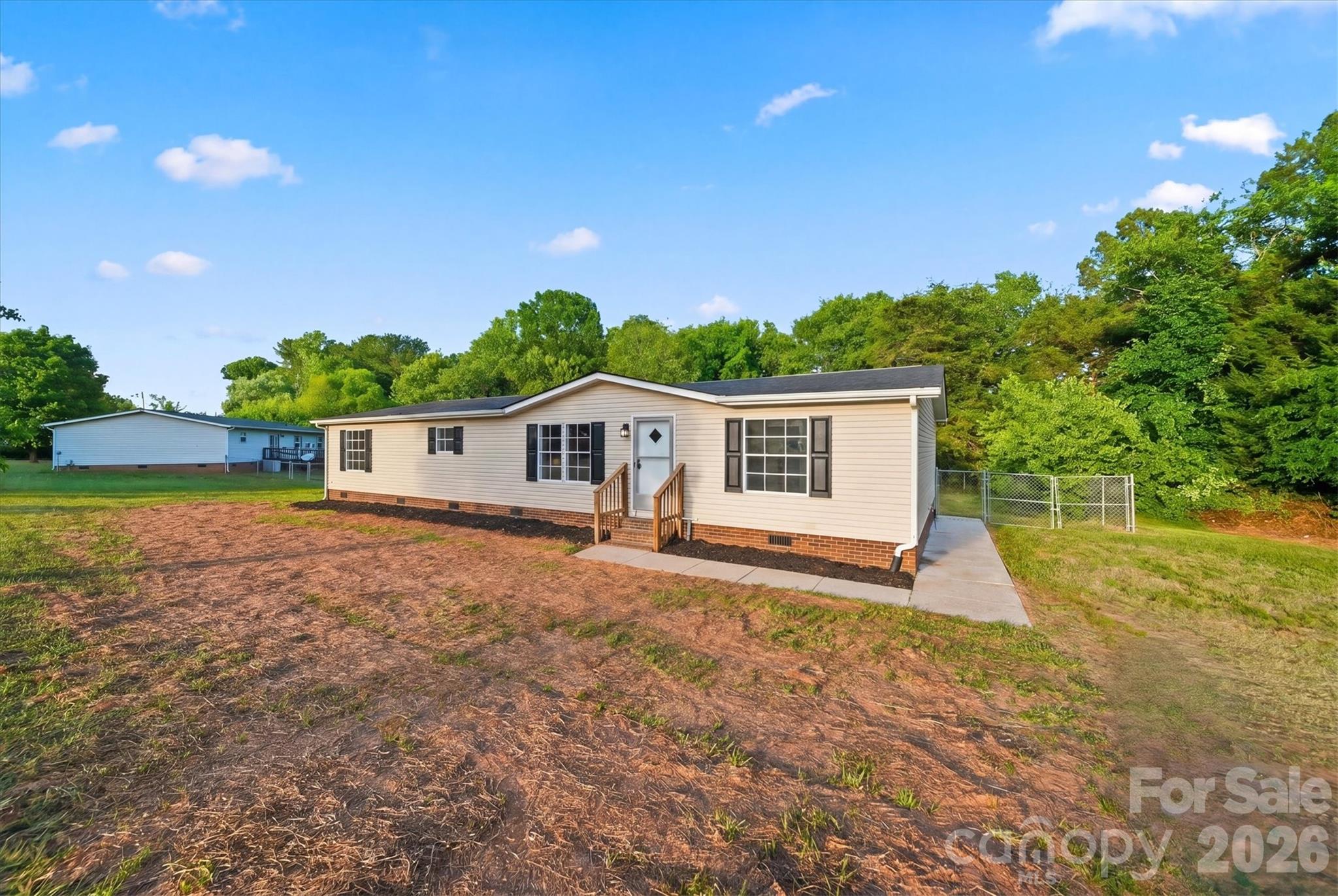 130 Saylor Lane — Stony Point