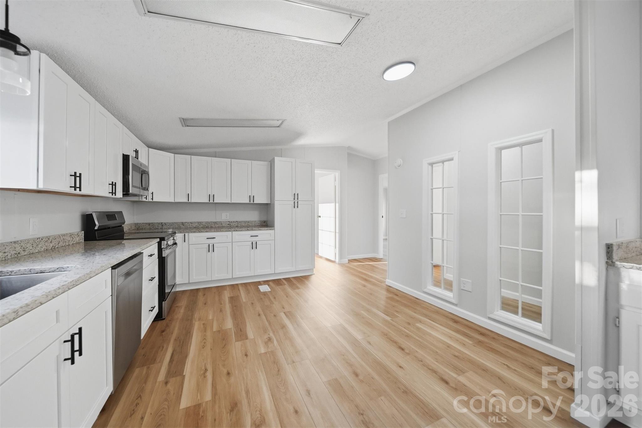 130 Saylor Lane — Stony Point