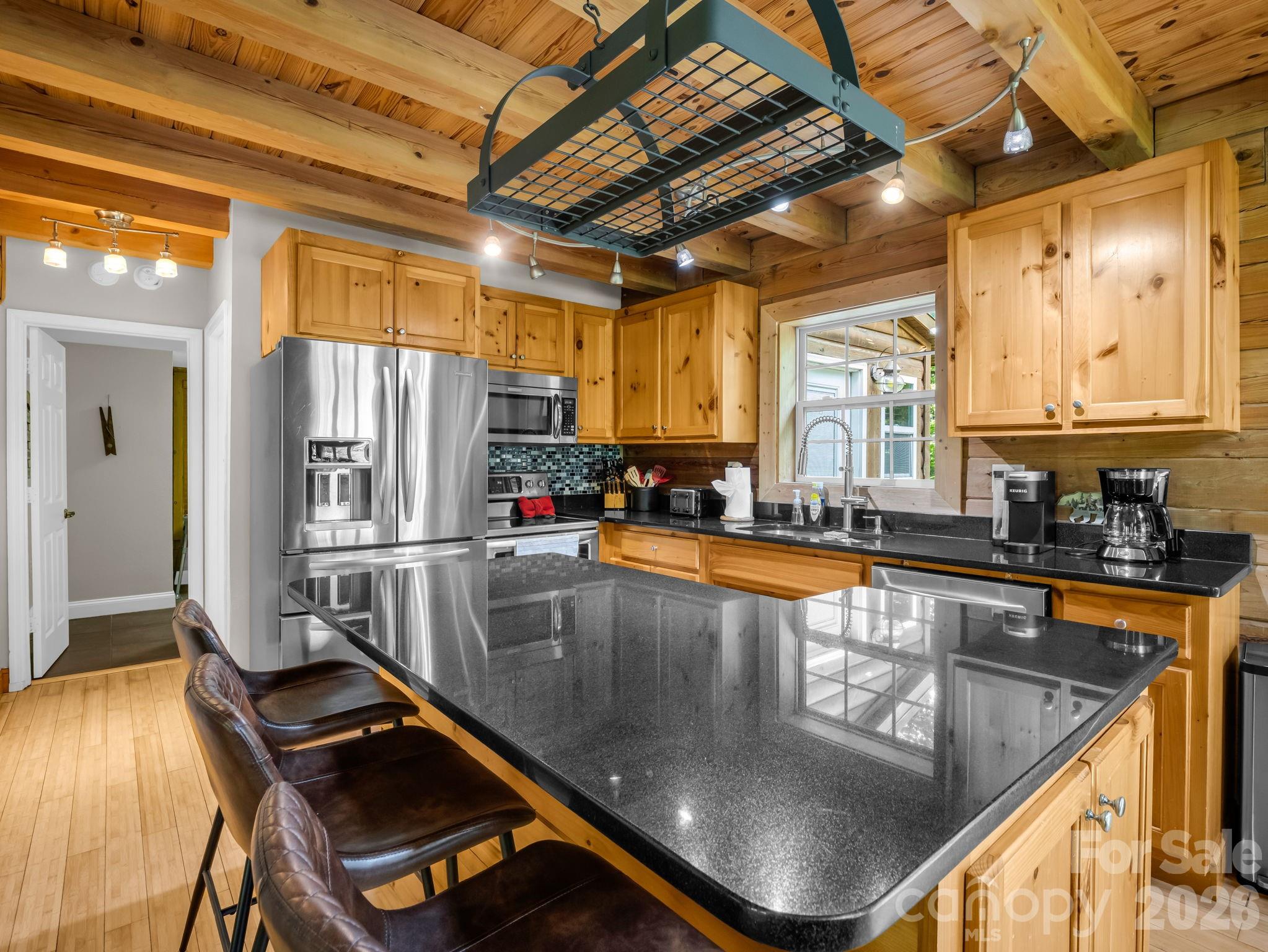 165 Dream Road — Hendersonville