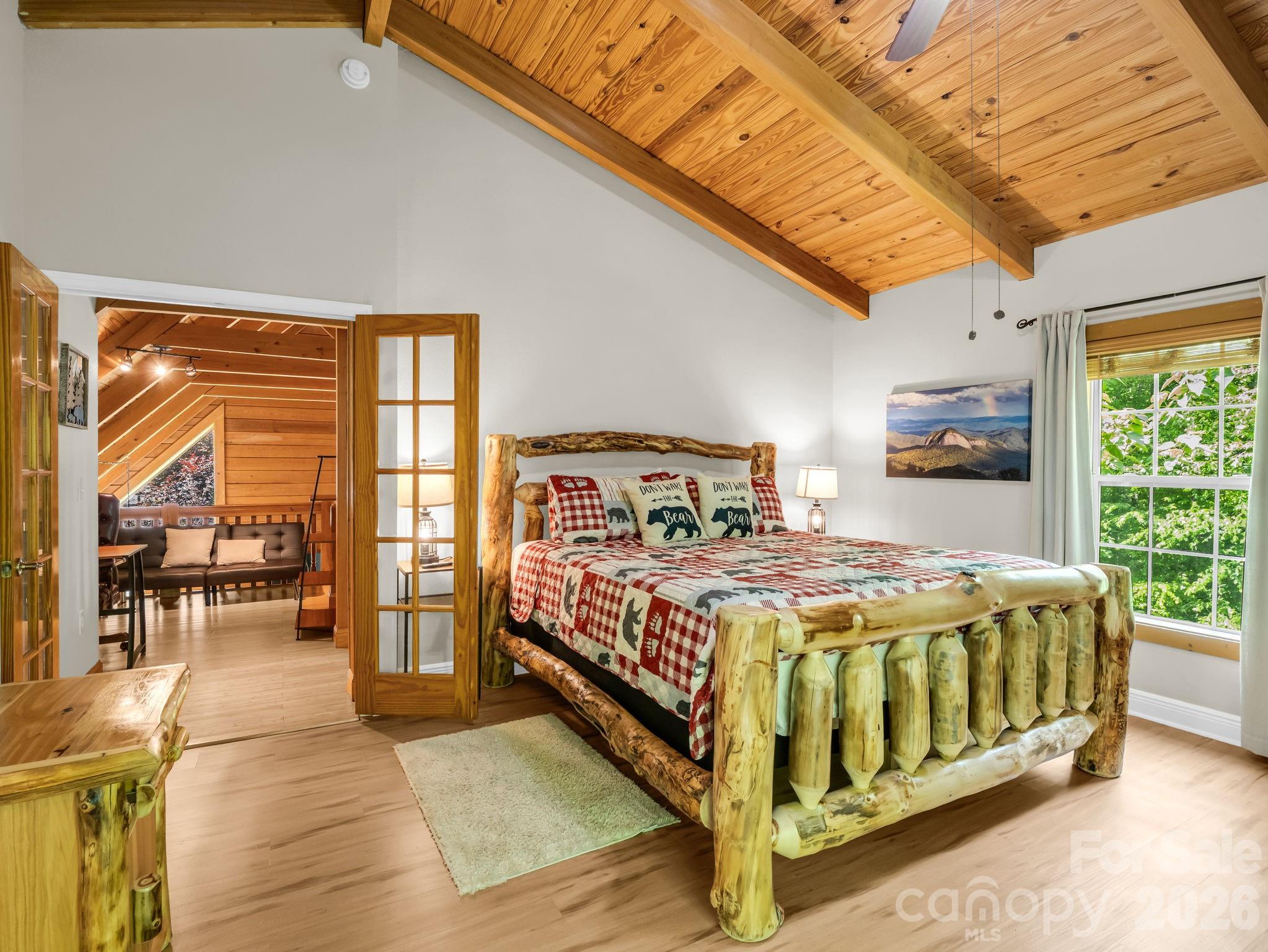 165 Dream Road — Hendersonville