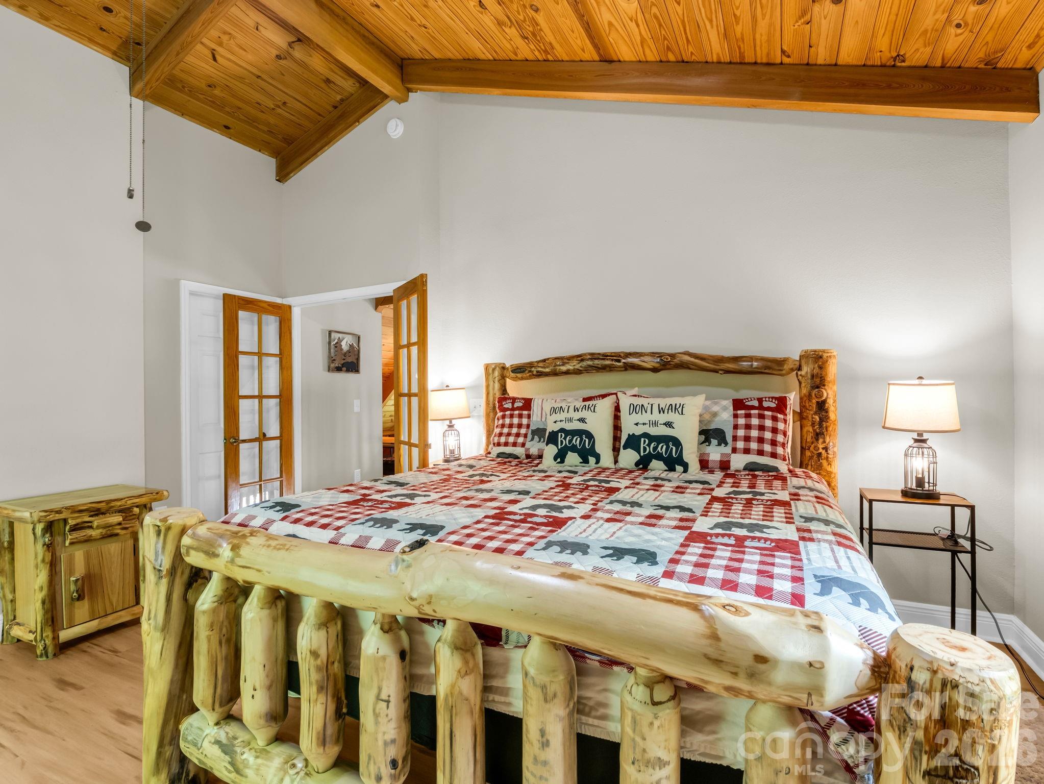 165 Dream Road — Hendersonville