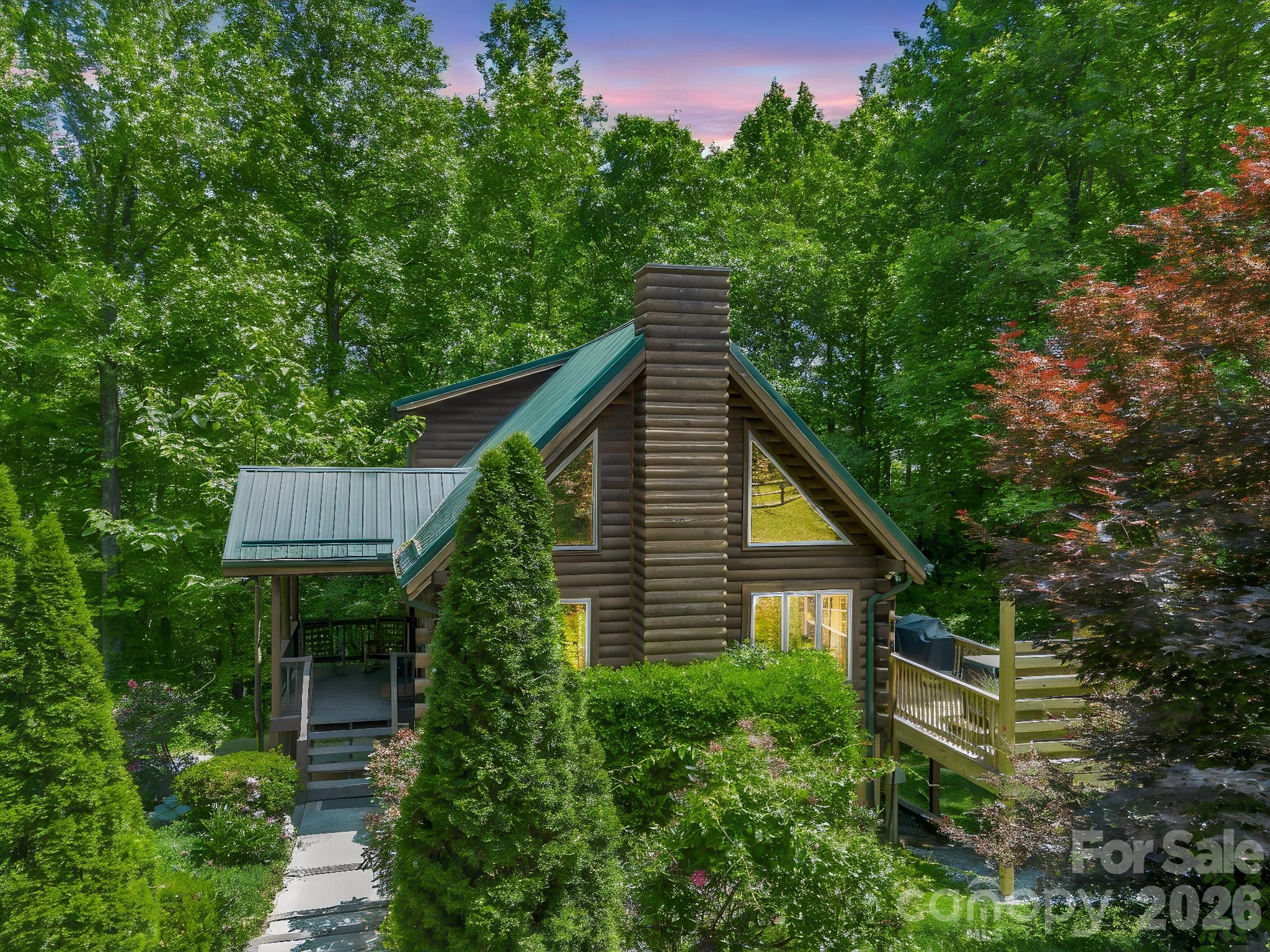 165 Dream Road — Hendersonville