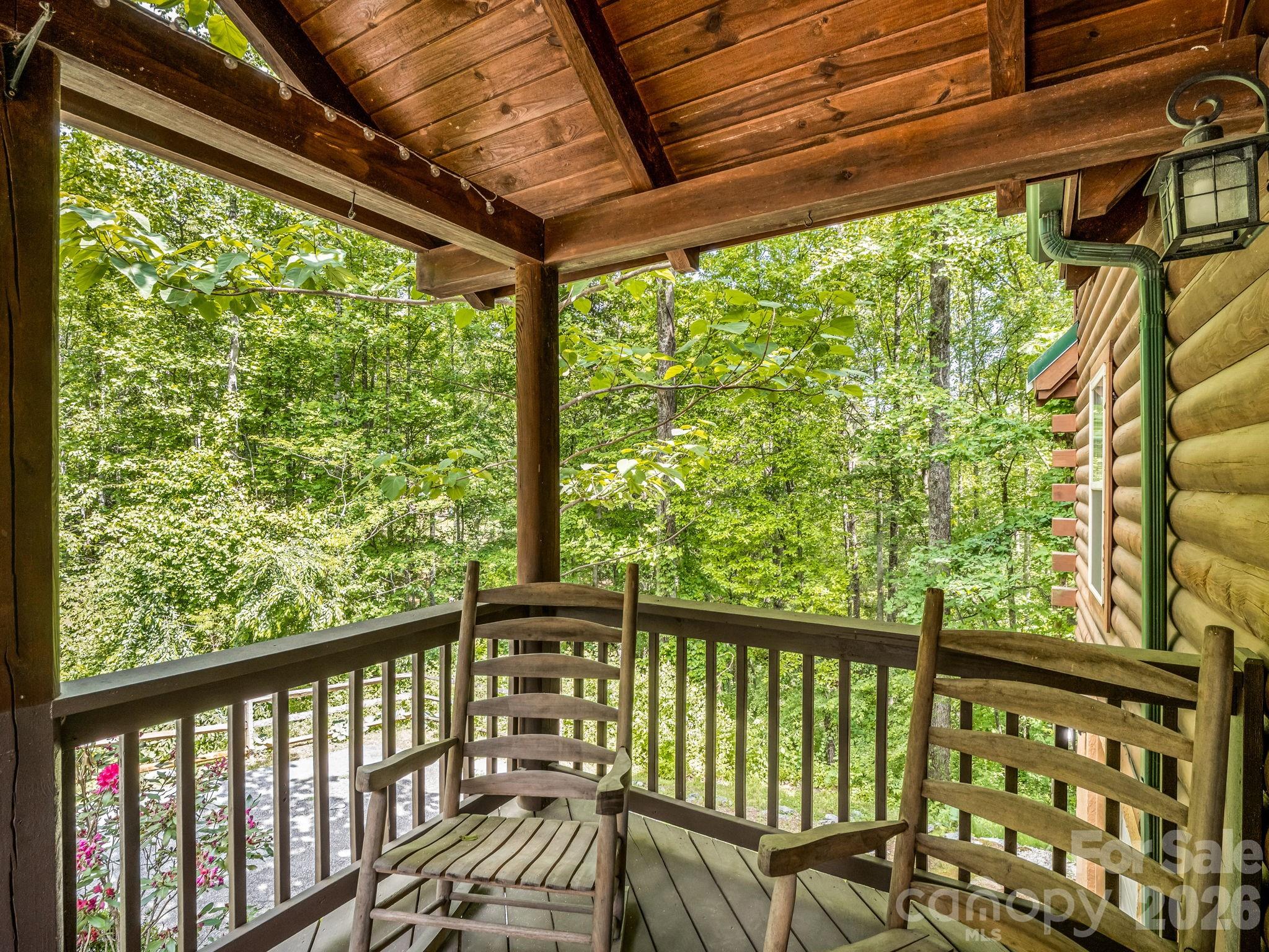 165 Dream Road — Hendersonville
