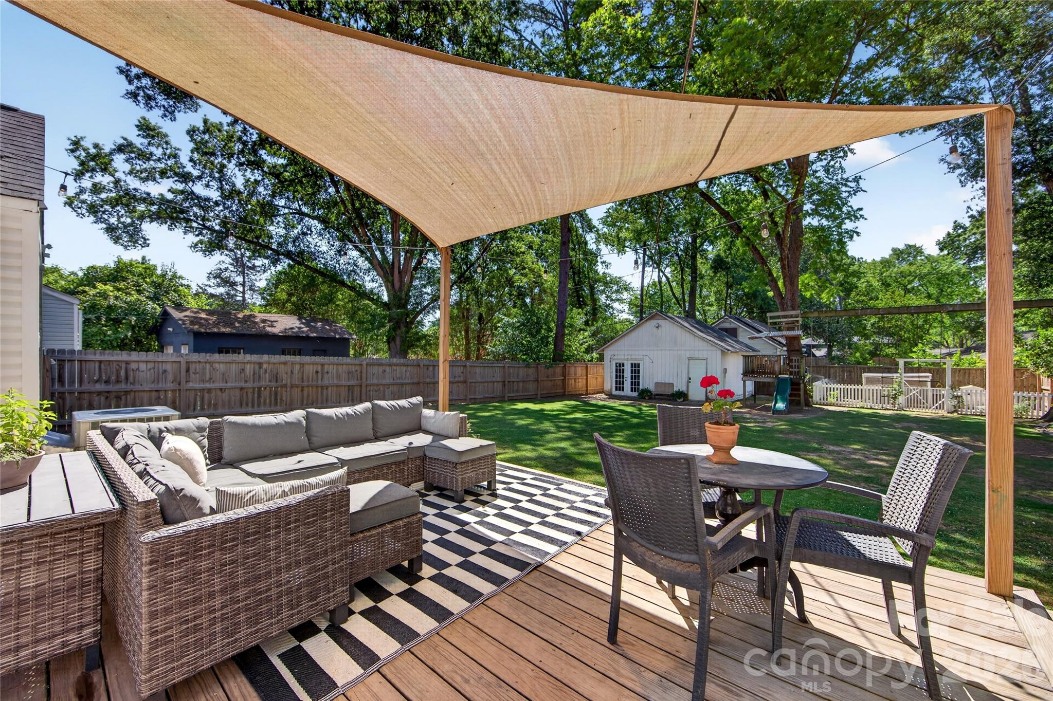 3910 Admiral Avenue — Charlotte