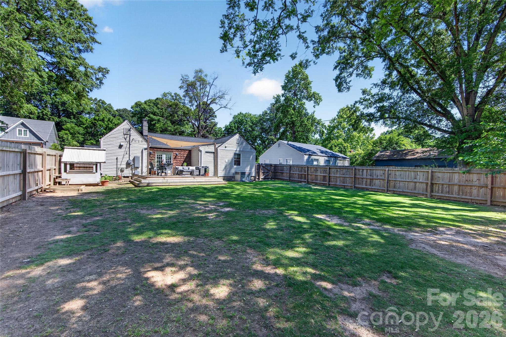 3910 Admiral Avenue — Charlotte