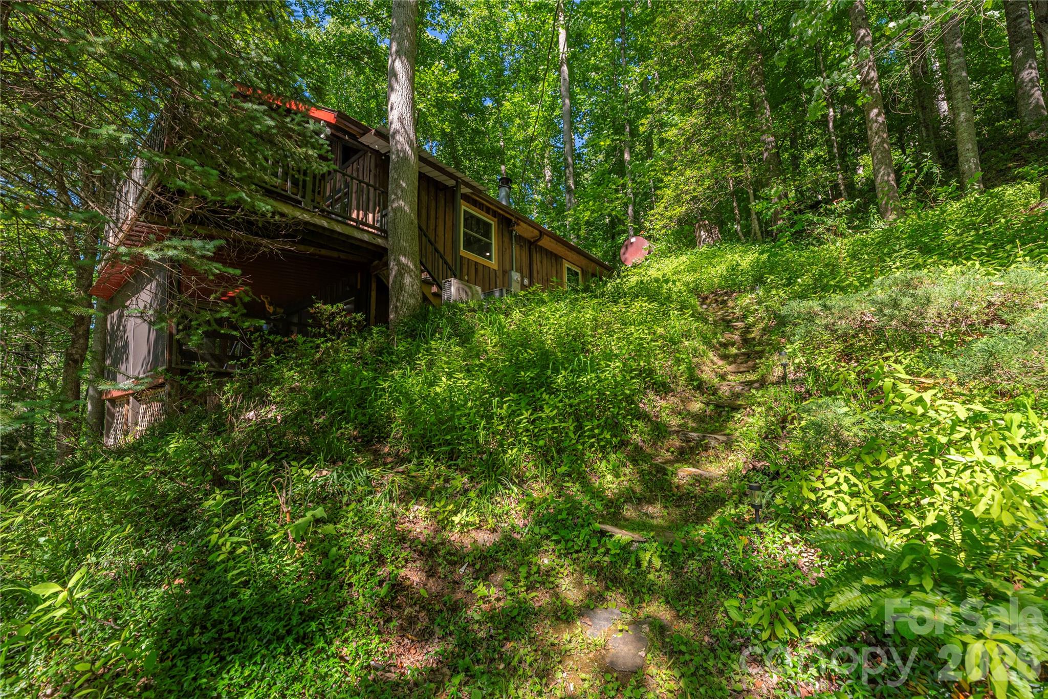 154 Timberside Drive — Mars Hill